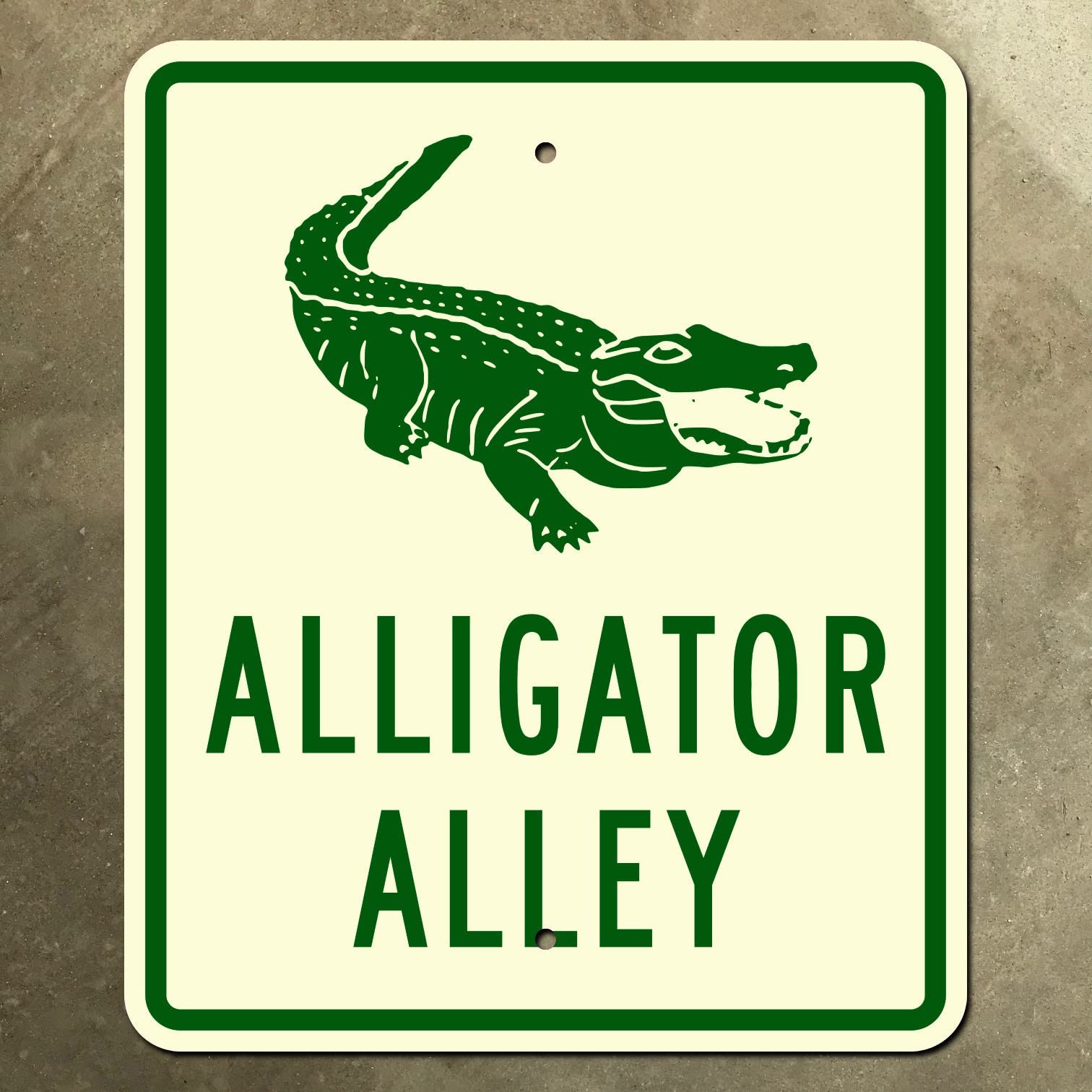 アメリカの工場直輸入の道路標識！アメリカの道路標識 「INTERSTATE