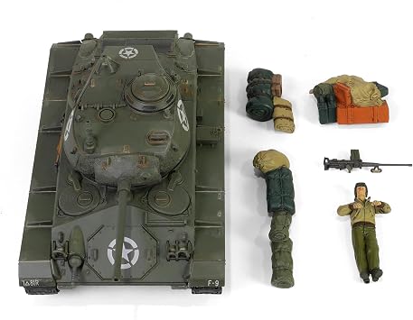 Forces of Valor 1:32 US M24 Chaffee March 1945 Comp. D. Stand Model, Model Building, Diorama Model, Military Model Building, Die-Cast Model