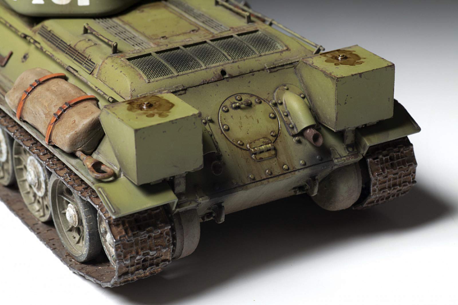 Zvezda 3686 T-34/76 mod.1942, Scala 1/35, Plastic Model Kit
