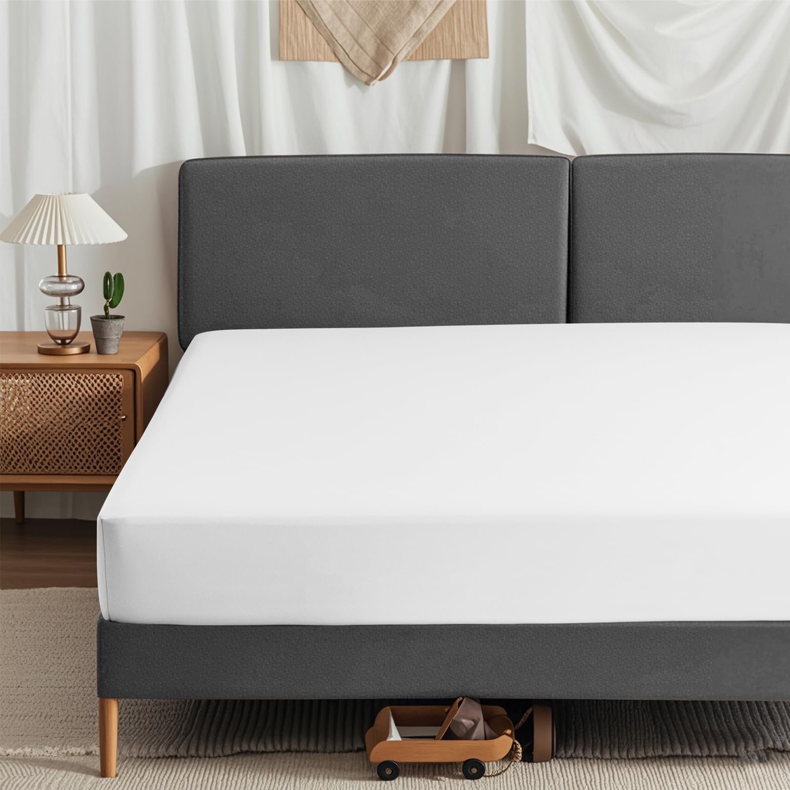Fitted Sheet Queen Only │ 100% Viscose Derived from Bamboo │ Fitted Sheet with Elastic Corner Straps │ Ultra Soft Luxury Breathable │ Cooling for Hot Sleepers │ 18 Inch Deep Pocket