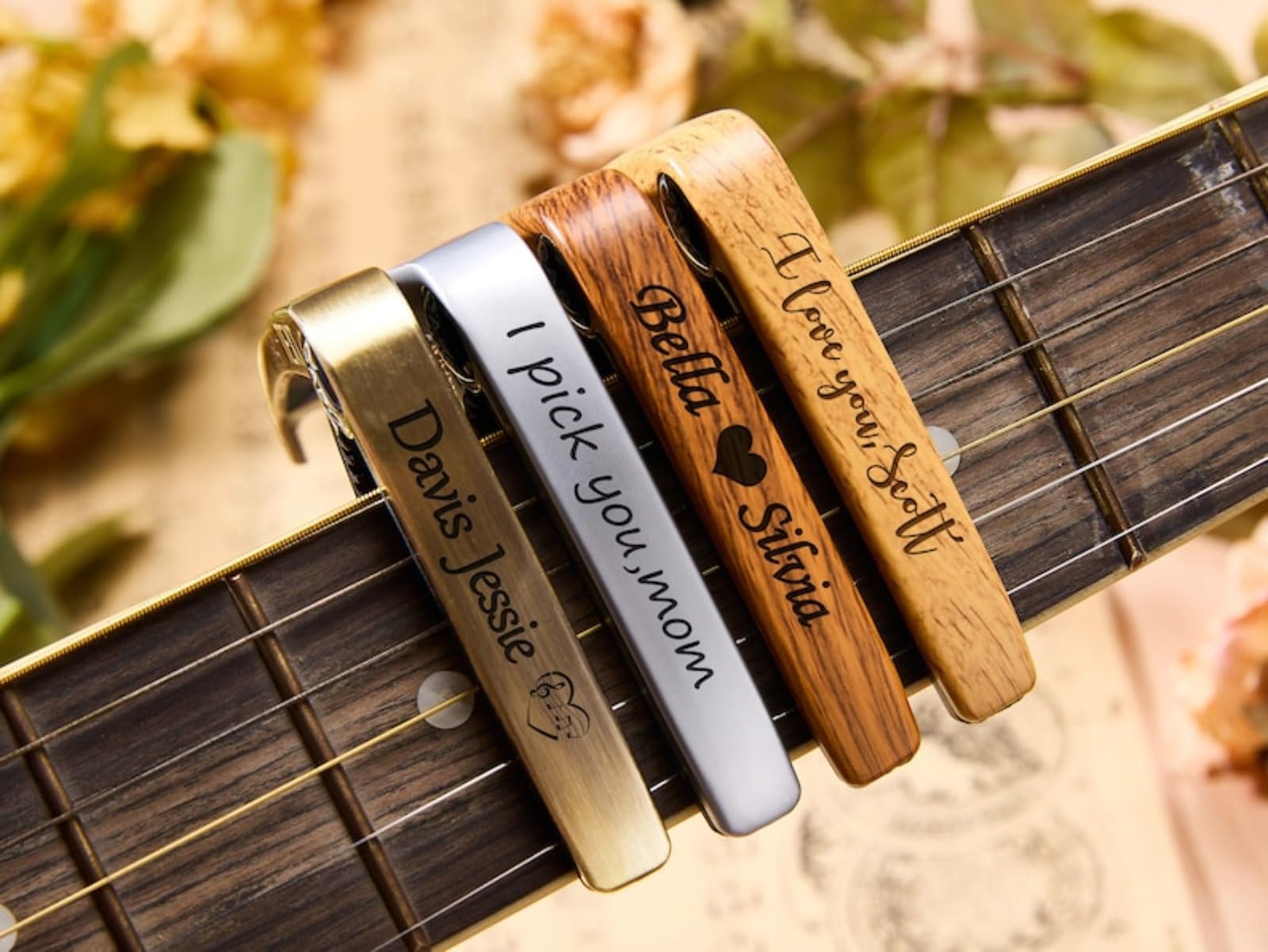 Capodastre de guitare personnalisé gravé en bois/métal capodastre de musique professeur de musique cadeaux pour lui papa hommes mari petit ami cadeau musicien bande accessoires de guitare (1 pièce)
