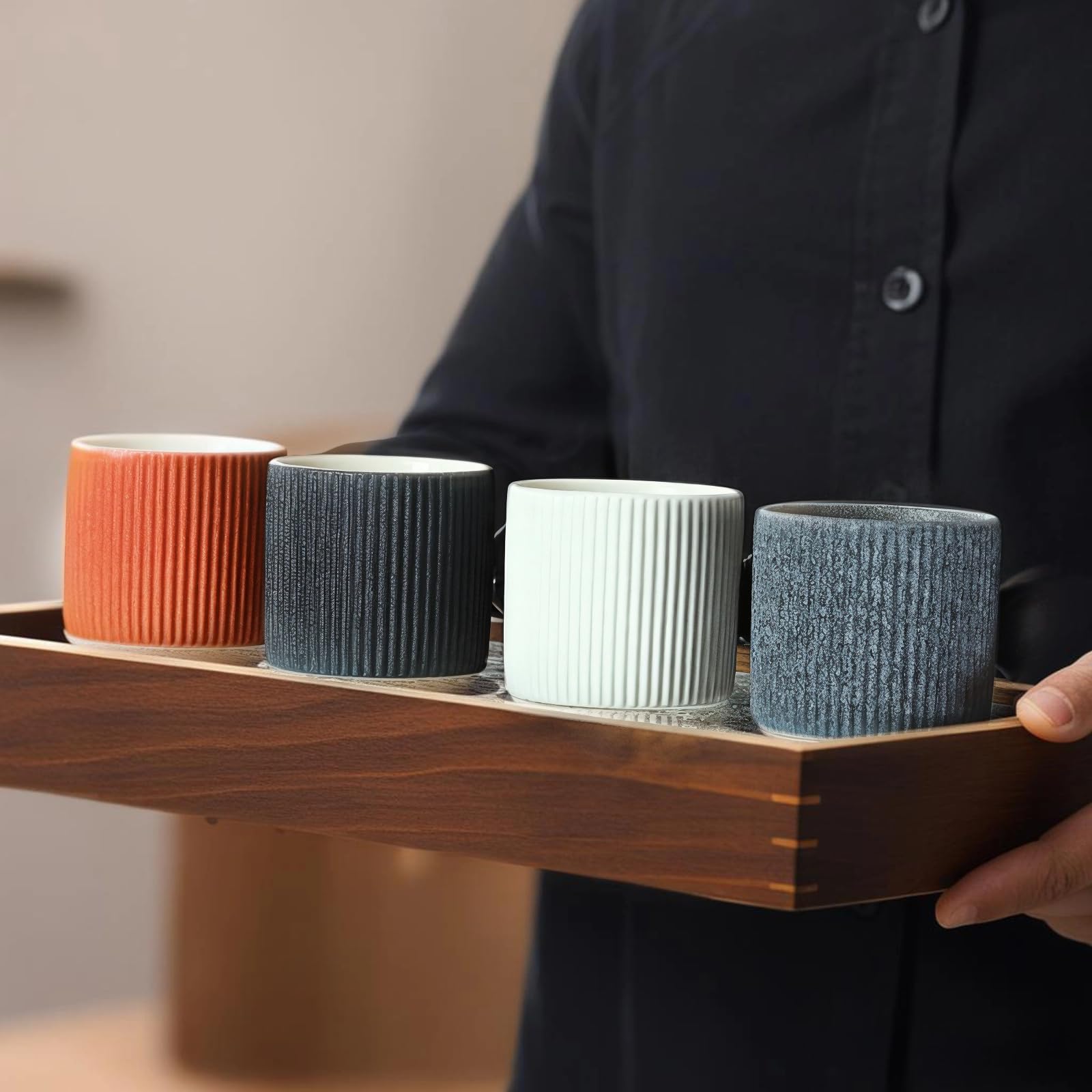 4 mini tazas de café expreso, taza de cerámica demitasse de 2 onzas con mango redondo de madera, taza de café con rayas verticales, agarre de madera antiquemaduras, taza de té de cerámica pequeña de
