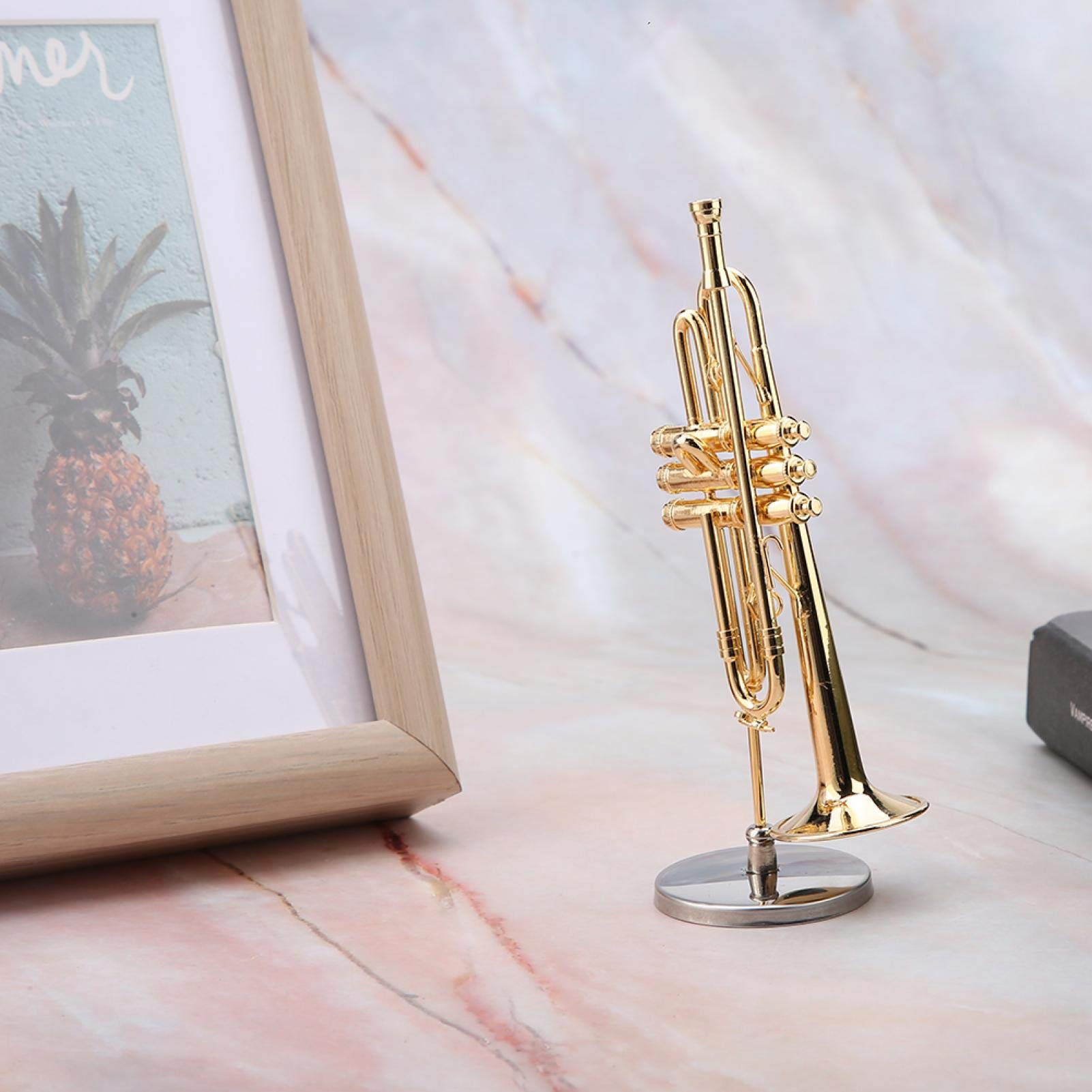 - Tromba in miniatura, replica di trombetta, ornamenti musicali placcati oro, portatile, compatto per regalo musicista, decorazione della casa