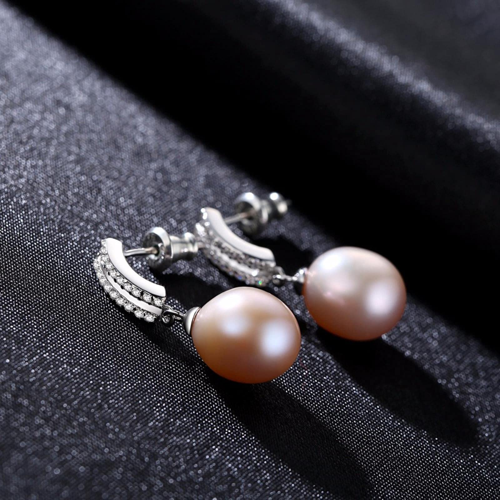 Collana Macramè in oro 750 con perle e brillanti brown - Gioielleria Torino