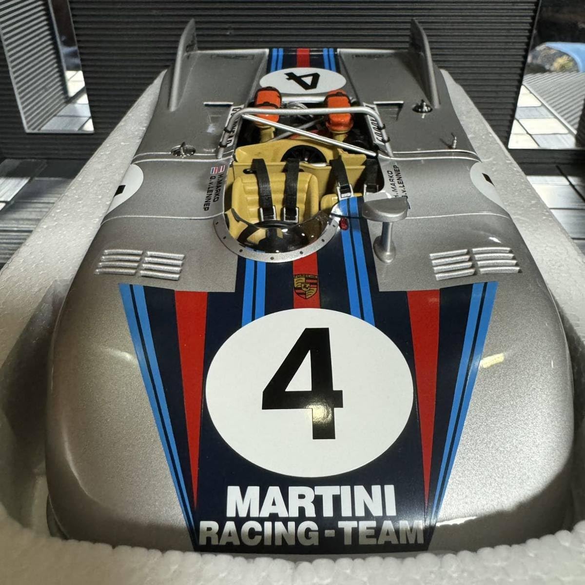 【美品】1/18 オートアート ポルシェ 908/03 マルティーニ・レーシング 美品】1/18 オートアート ポルシェ 908/03 マルティーニ・レーシング