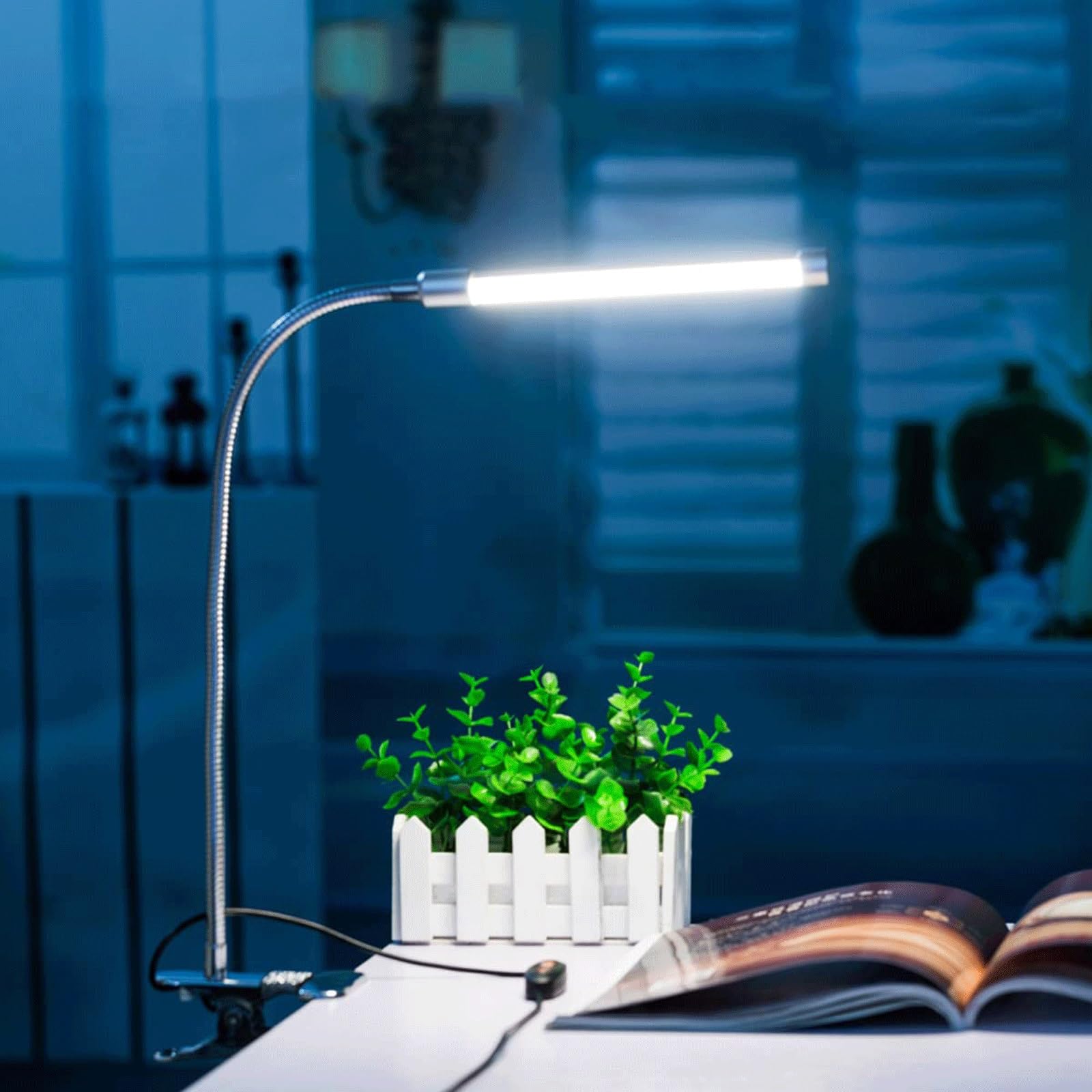 Lampa biurkowa LED z klipsem, długa, elastyczna gęsia szyja, metalowa, regulacja 360°, nadaje się do lamp ochronnych oczu typu klips w domu i biurze (kolor: biały)