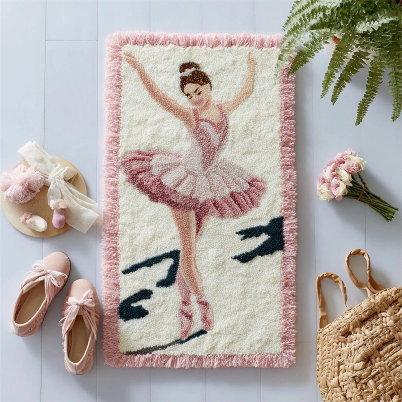 AMBATTERY Latch Hook Rug Kit Dancing Girl 90x120cm