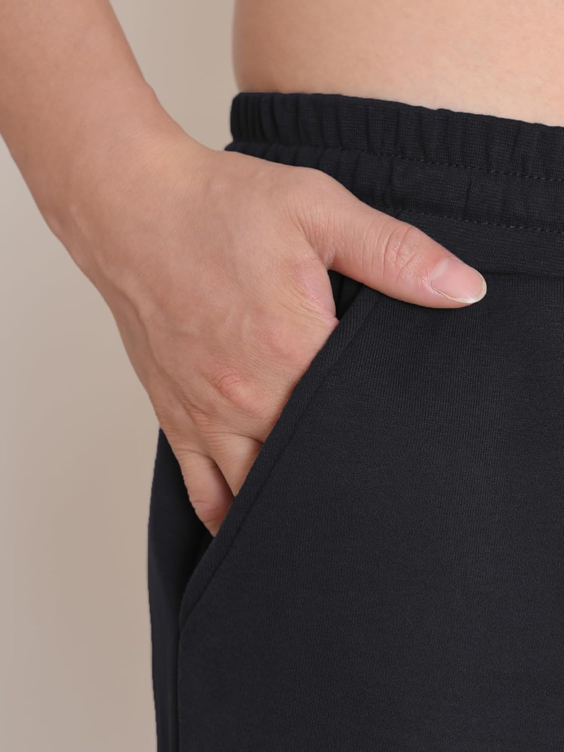 Weintee Men's 34" Inseam Tall Fleece Pants Sherpa Lined Sweatpants for Winter - Image 2