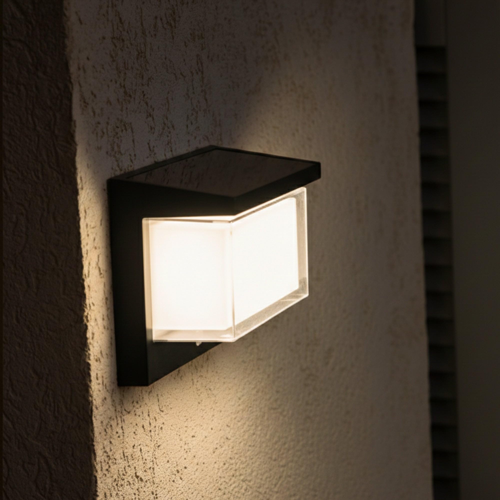 Lumisky Applique murale solaire avec détecteur de mouvement ZEANY LED blanc chaud H15cm