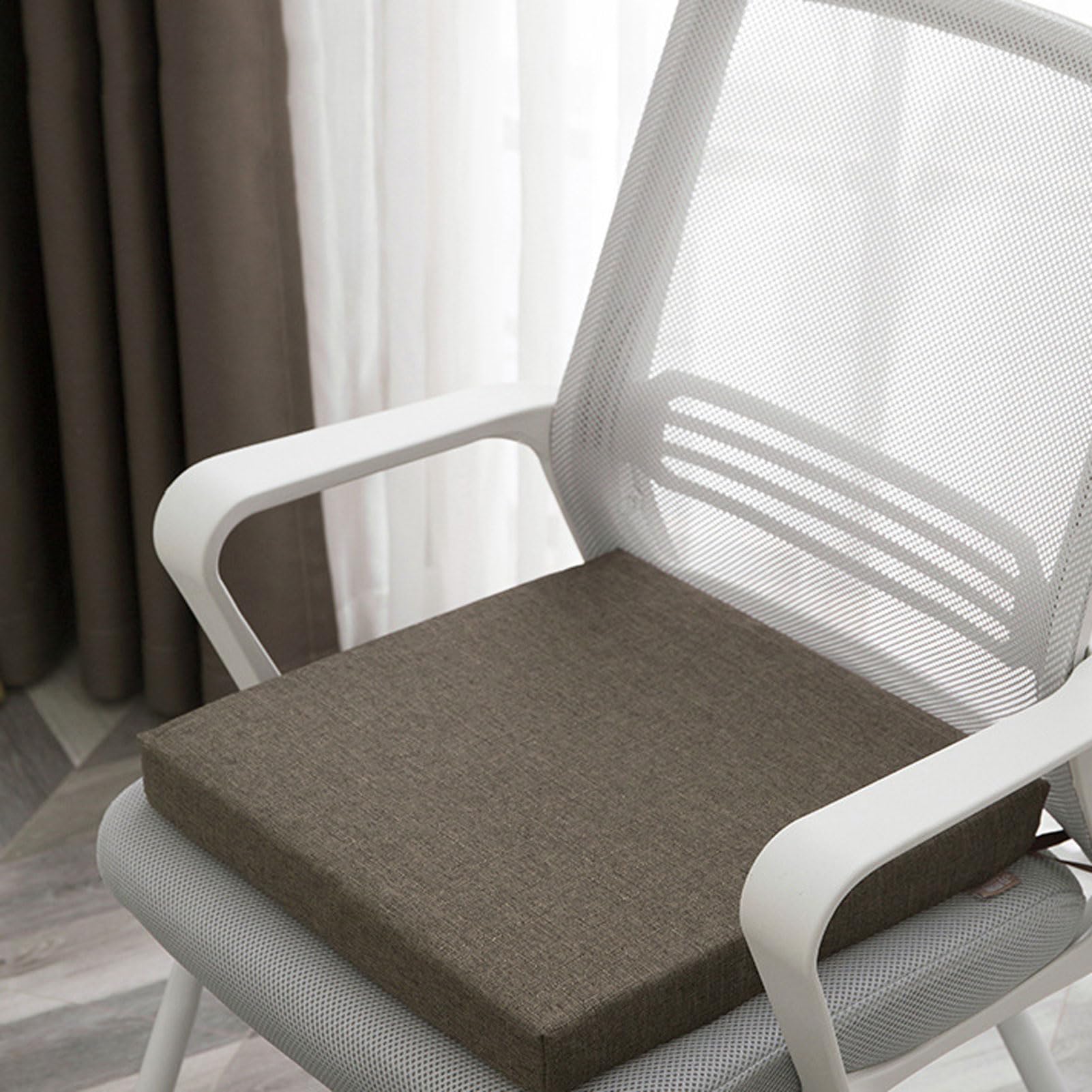 Cuscino ergonomico in lattice naturale – Supporto a T antiscivolo per ufficio, divano e auto – si adatta alla maggior parte delle sedie e seggiolini auto (50 x 50 x 7,5 cm) – Comfort e supporto