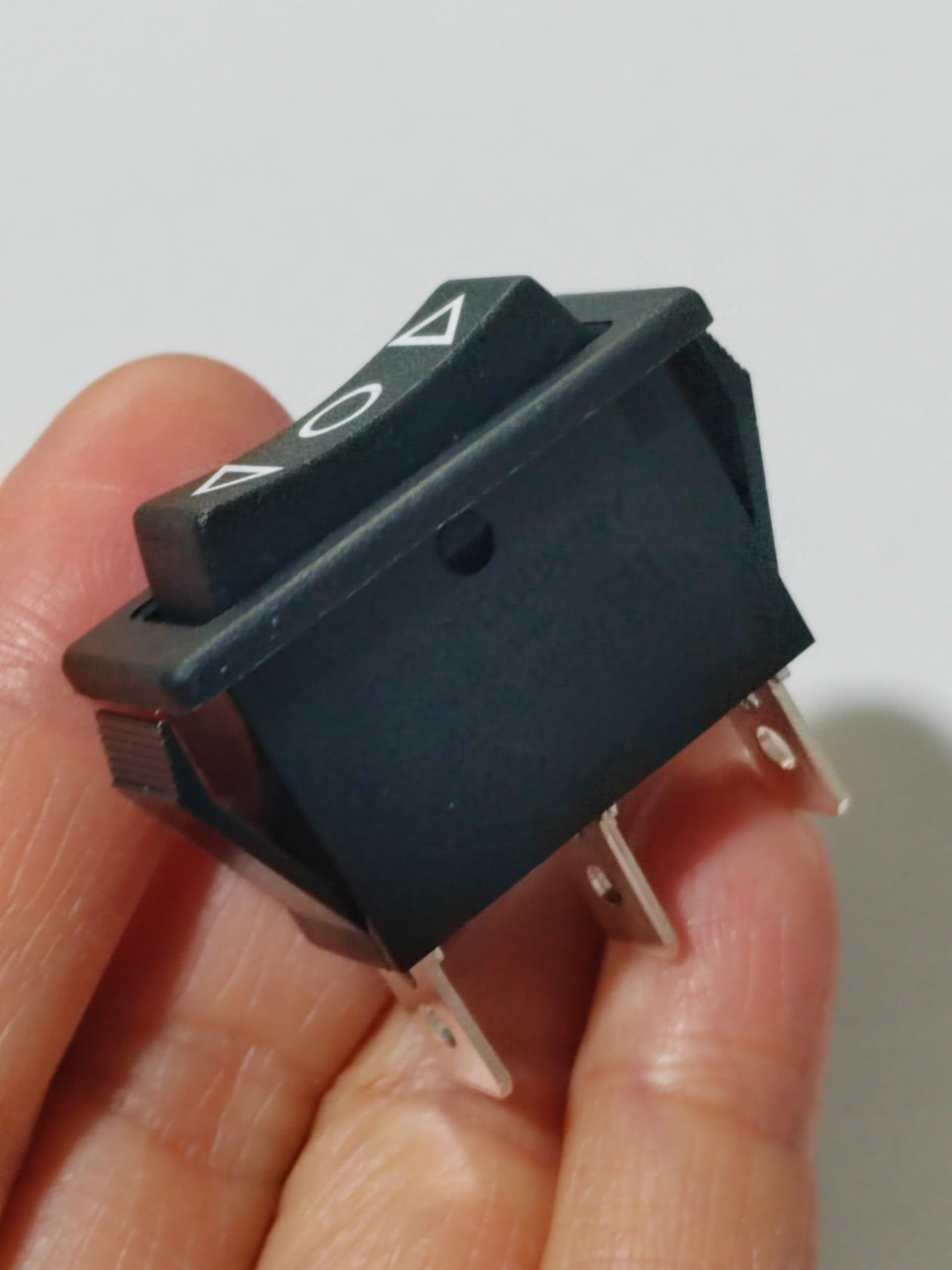 Amazon.co.jp: CJGHJNFF 1個 R4 両面セルフリセットロッカー
