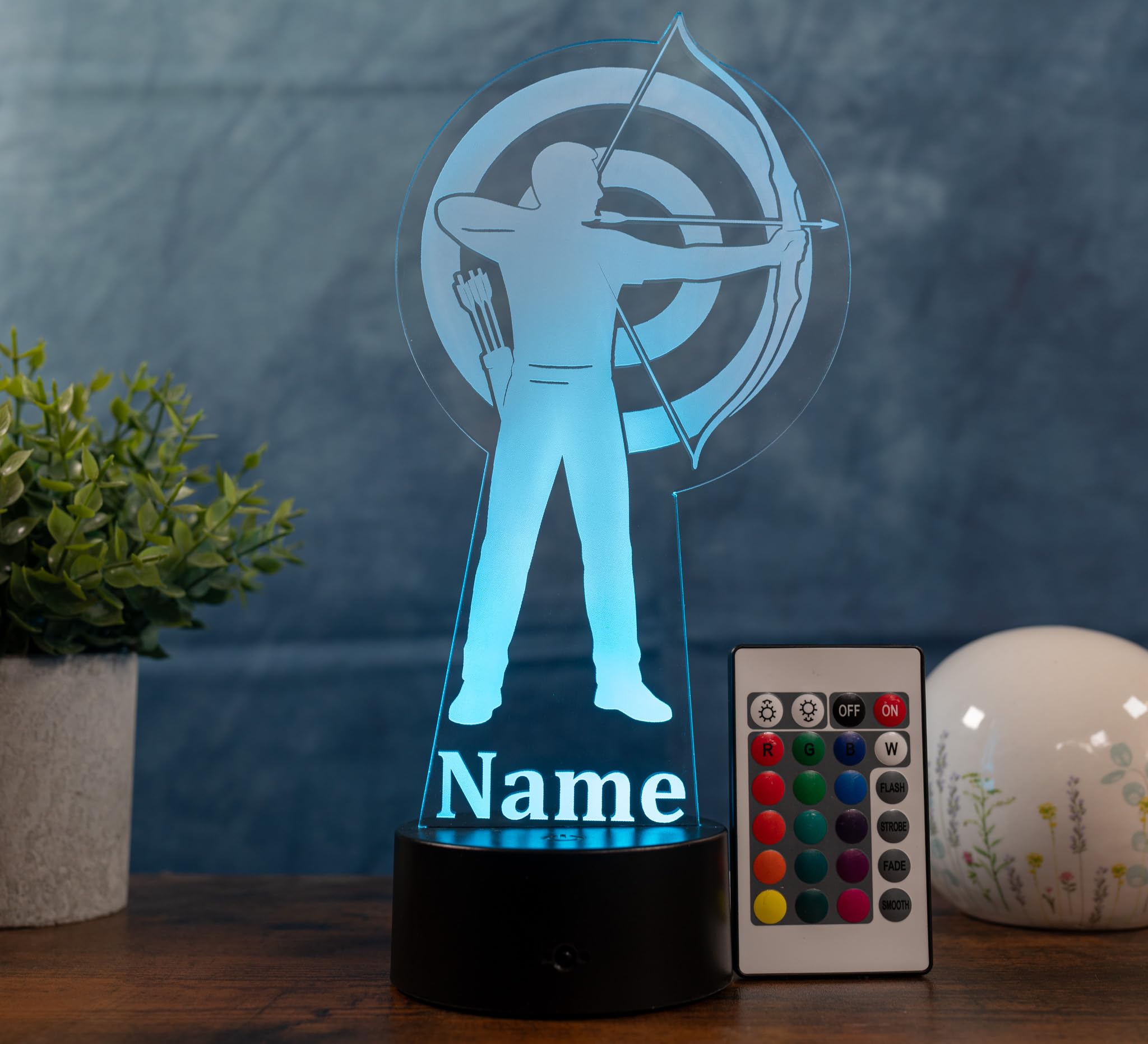 Bogenschütze Lampe personalisiert – LED Nachtlicht mit Name | Geschenk für Männer im Bogensport | Archery Light Deko für Kinderzimmer, Schlafzimmer & Schützenverein
