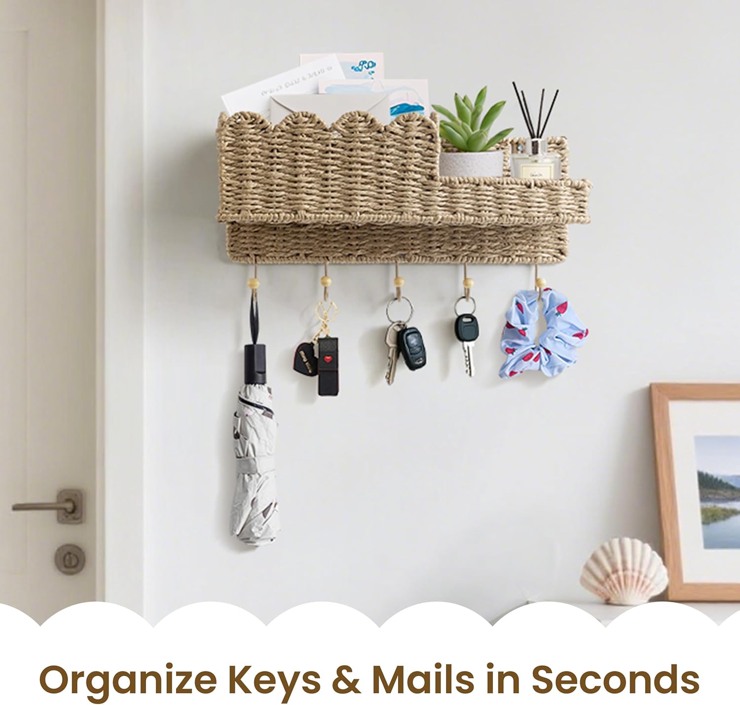 AELS Scalloped Woven Wall Mount Key Holder with 5 Hooks, Decorative Paperstraw Mail Organizer for Entryway, Wave Design Ratten Key Rack, Entryway Organizer, Living Room & Hallway Decor, Natural