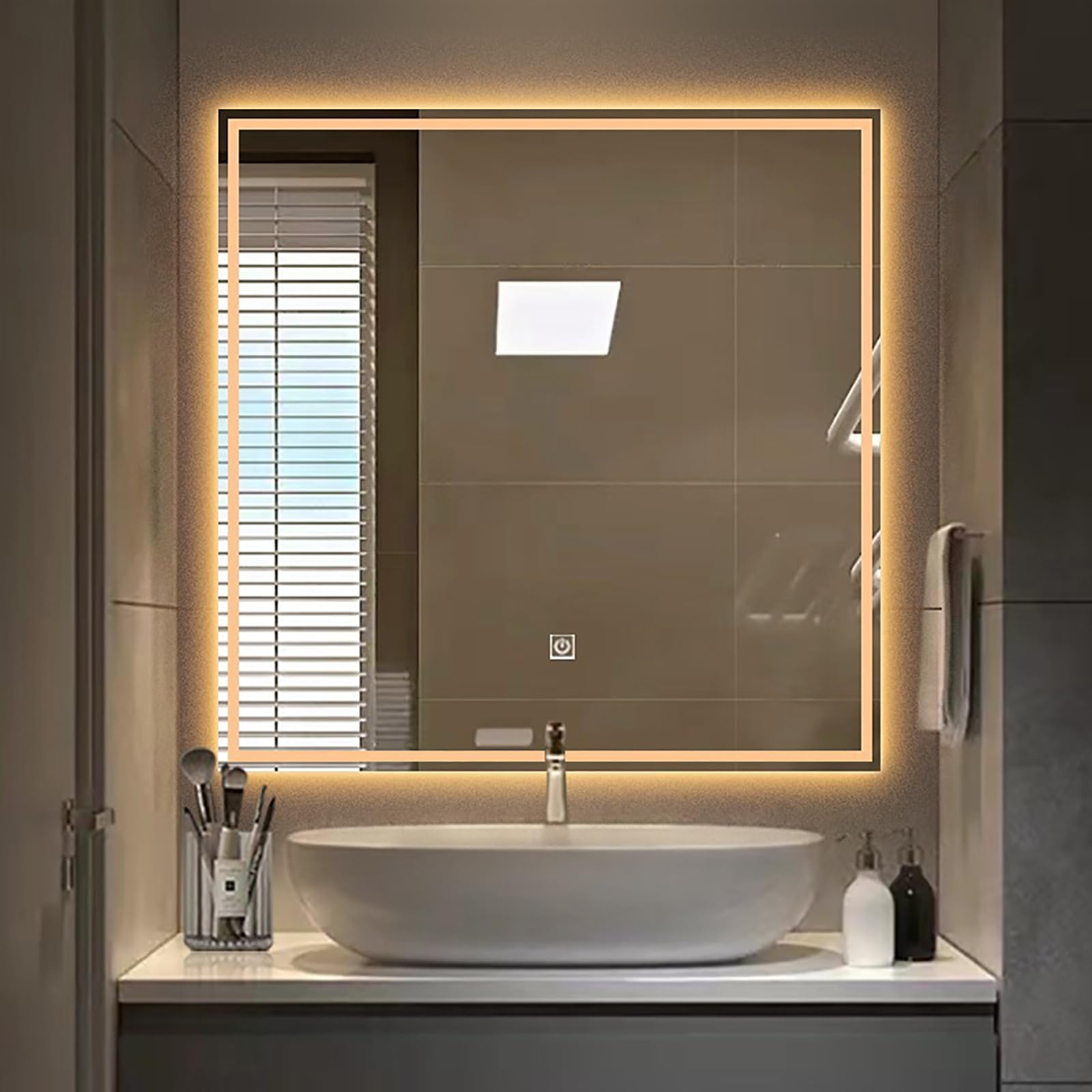 Miroir de salle de bain intelligent à LED carré 70x70 cm avec désembuage