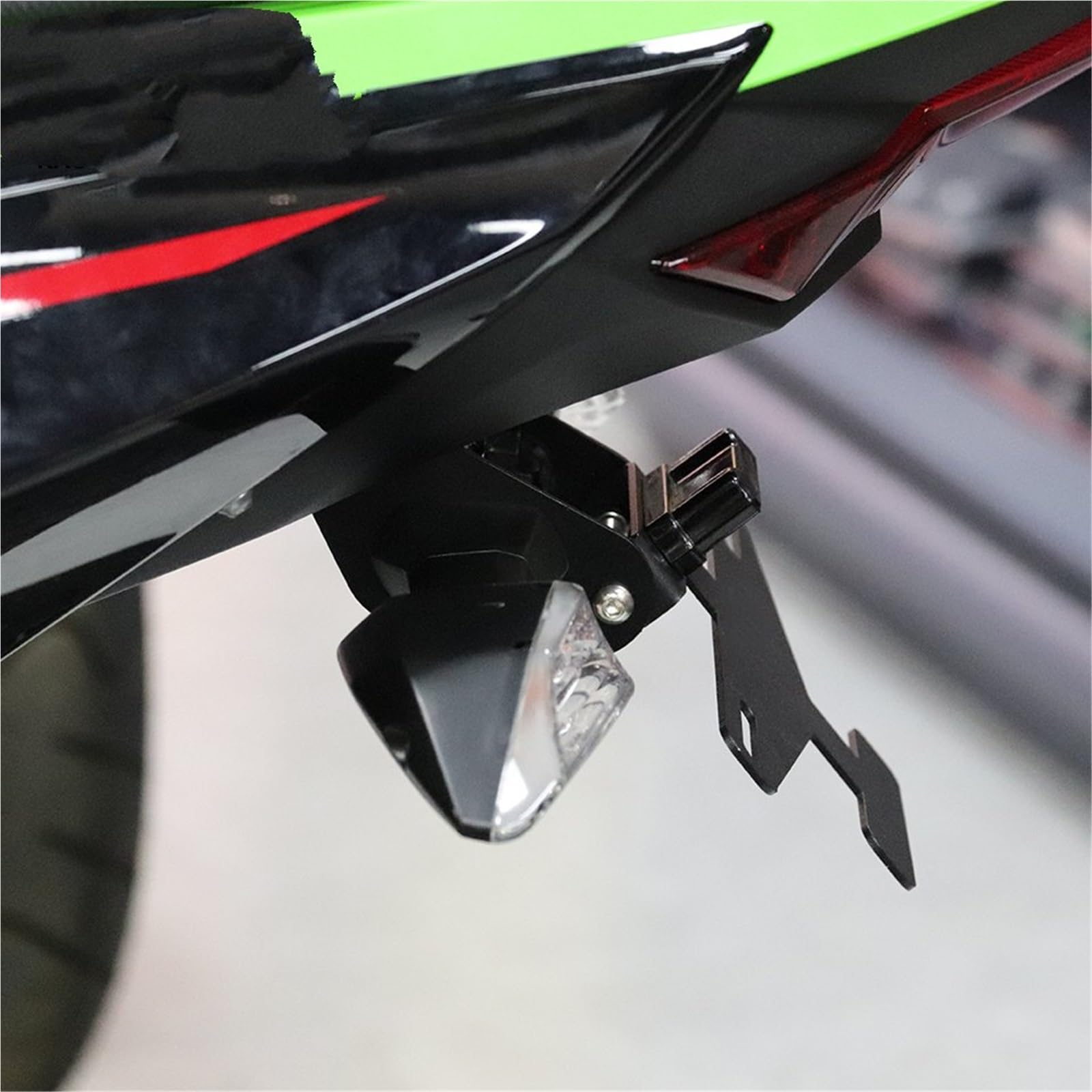Portatarga Pieghevole Moto Per Ninja 400 500 Z400 Z500 2019-2024 Con Eliminacoda E Luce LED