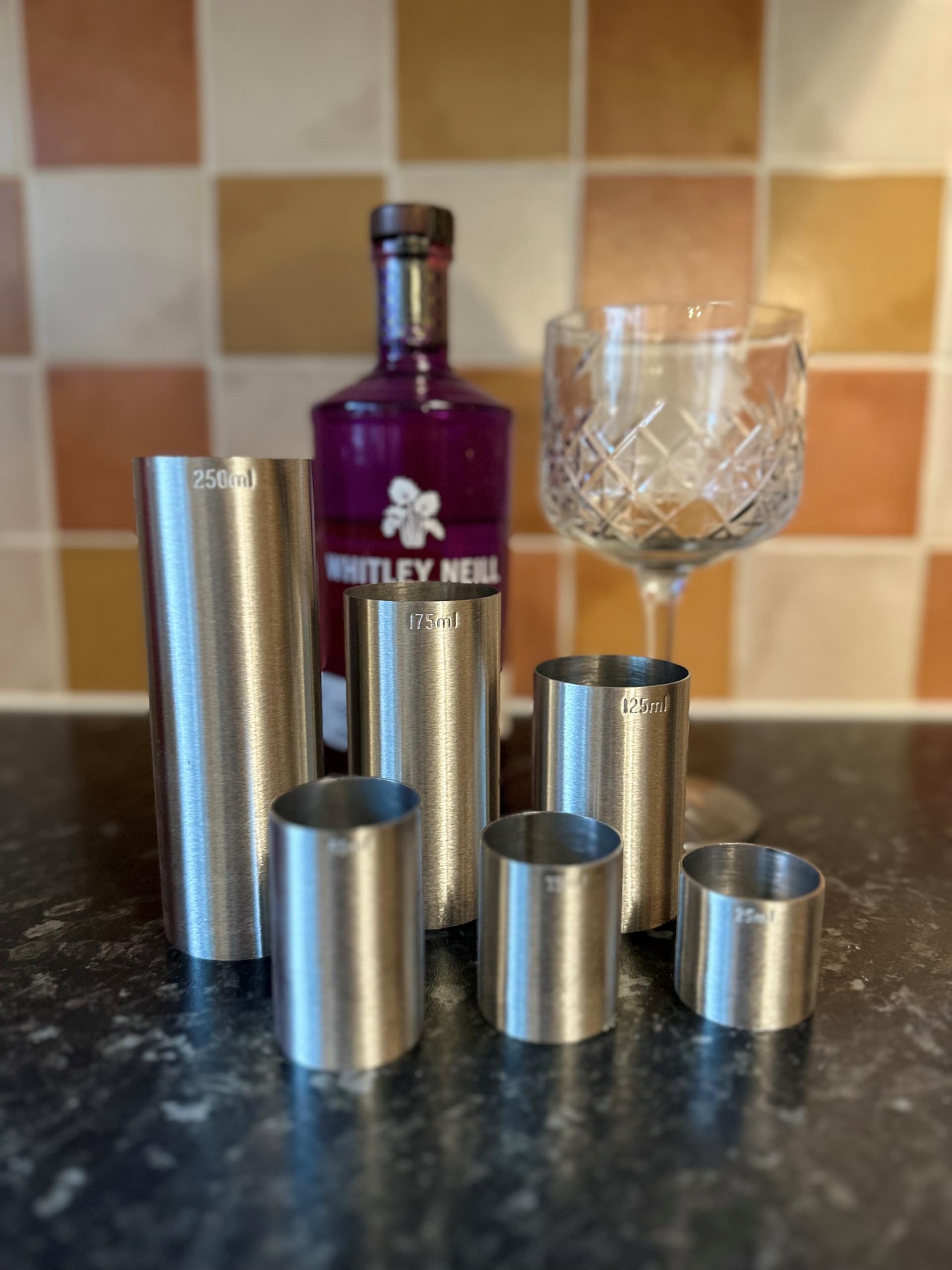 Beaumont Home Bar Professional - Juego de medidores de bebidas de acero inoxidable (6 – 25 ml, 35 ml, 50 ml, 125 ml, 175 ml y 250 ml, calidad comercial de pub y restaurante (FS) (PK1)