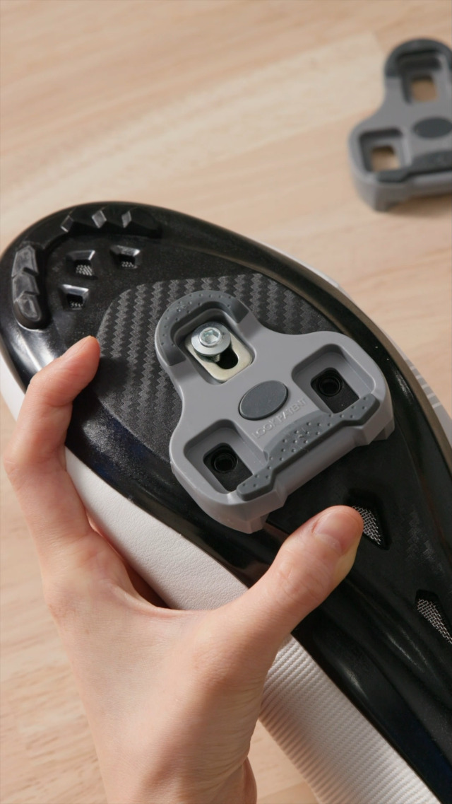 Amazon.com: Look KEO Grip 4.5 Degree Cleats, Grey