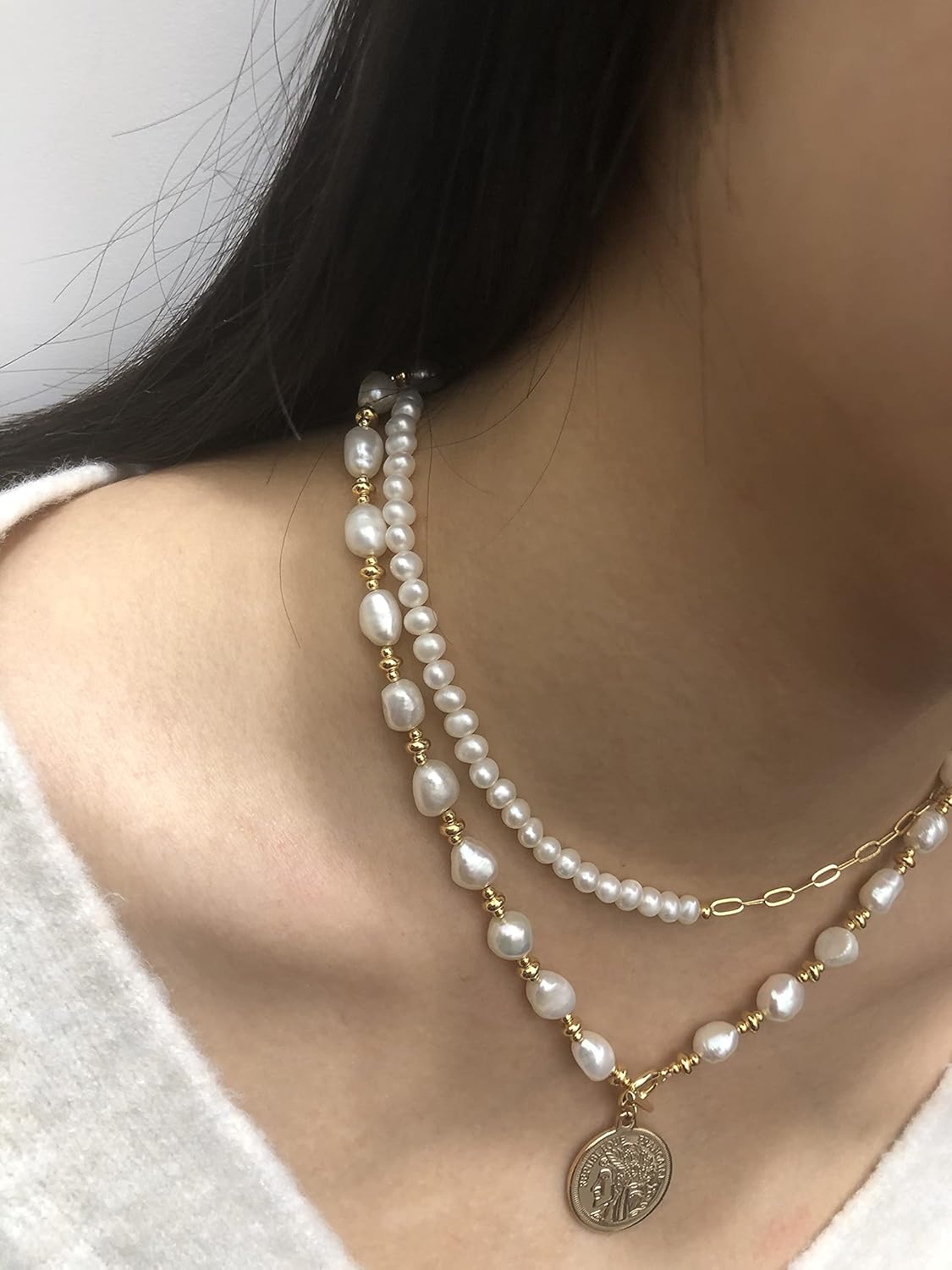 Y2K Pearl Choker Necklace Baroque Cultured Handpicked Pearl 18K Gold Plated Bead Ball Chain Coin Charm Pendant Vintage Jewelry Gifts for Women Men