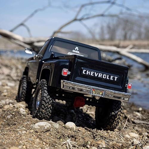 Miniatura 5 de Axial Camión RC SCX10 III Base Camp 82 Chevy K10 RTR (listo para funcionar, batería y cargador no incluidos) Negro, AXI03030T2