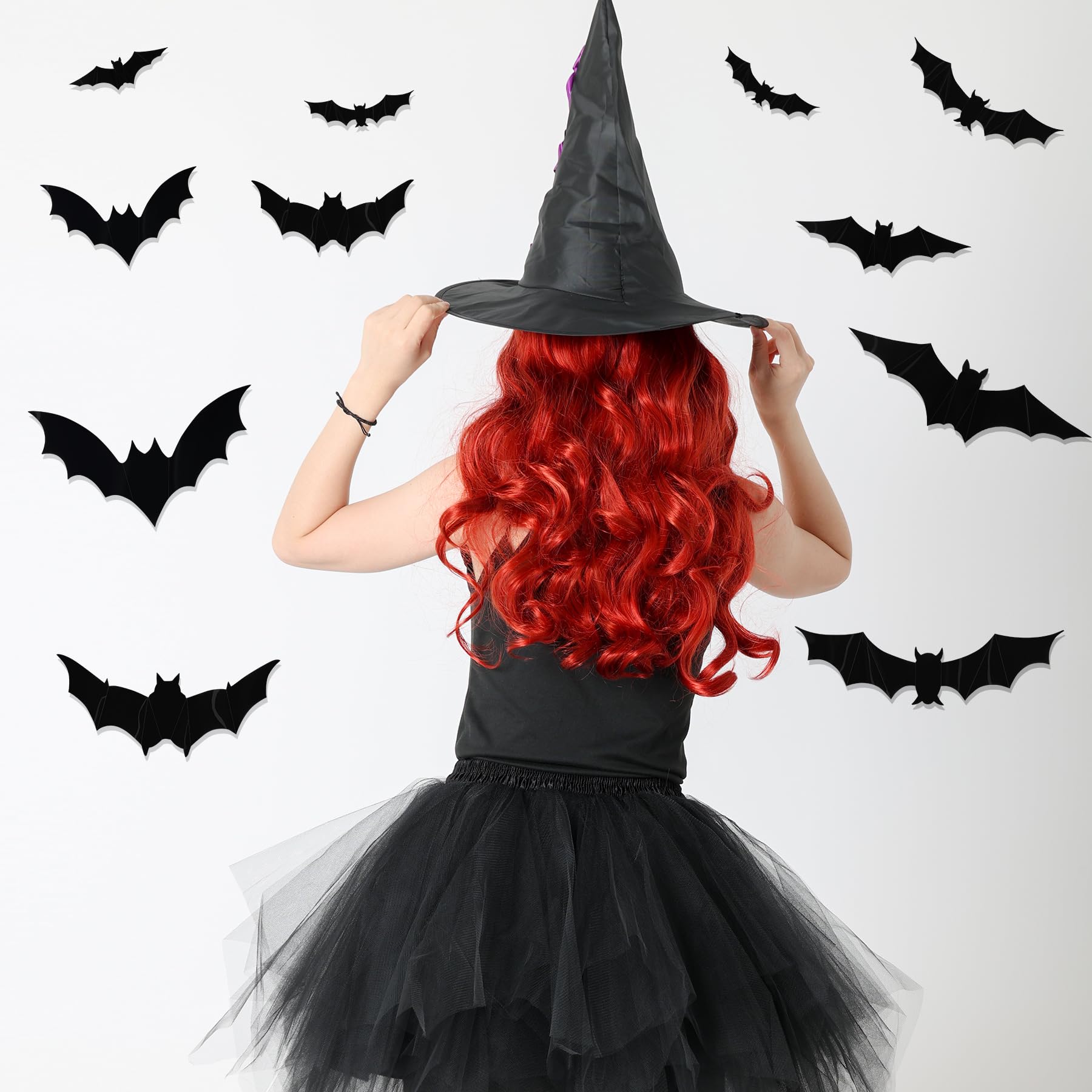 Adesivi da parete con luci LED a forma di pipistrelli di Halloween, si illuminano al buio, decorazione da parete per la casa, decorazioni per interni e feste (24, 5 misure)