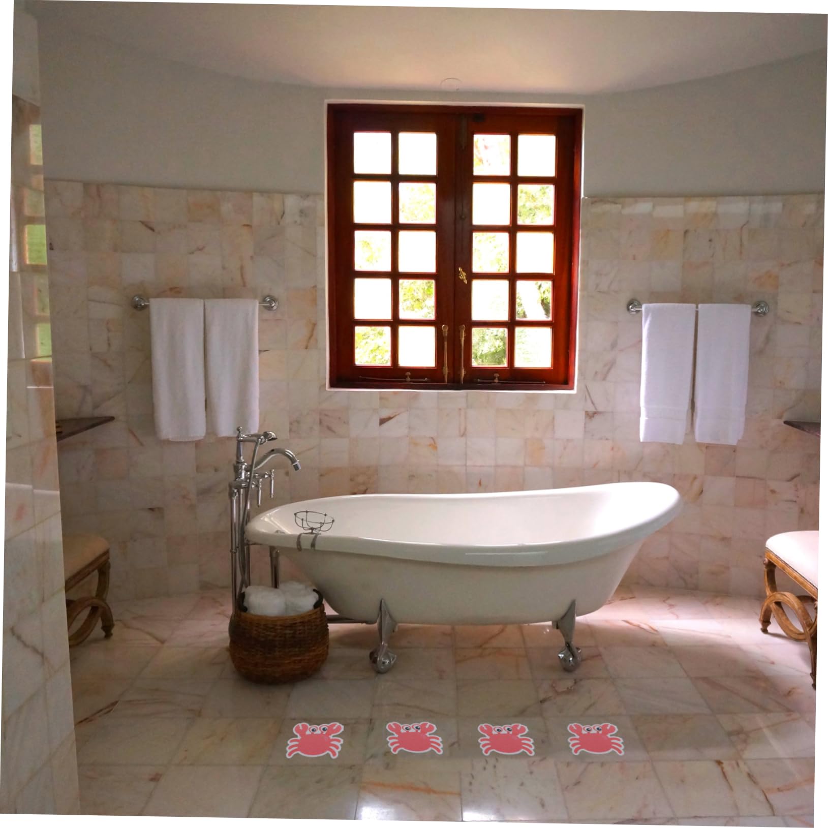 Garneck Non-Slip Tub Stickers 8pcs Decorative Animal Design for Bathroom Safety Random Color