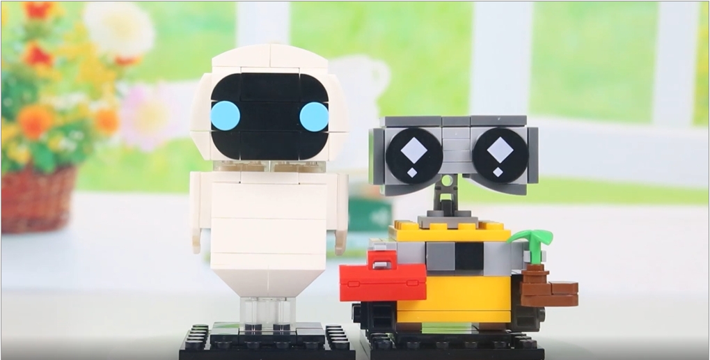 Amazon.com: STMIGAIBLOCKS Wall-e and Eve Robots Building Blocks
