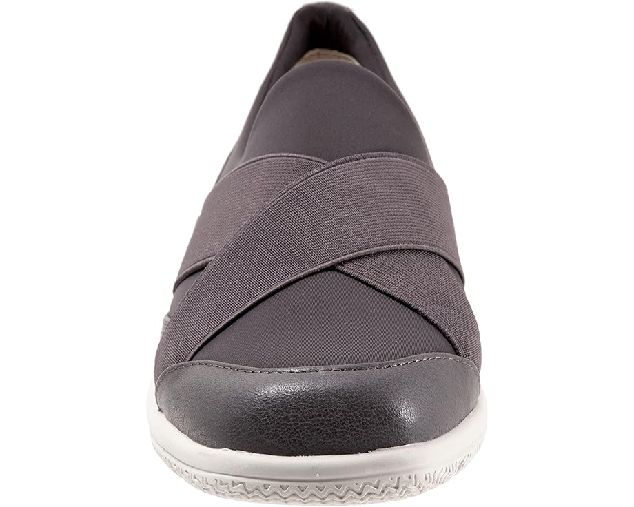 Trotters Urbana - Front View