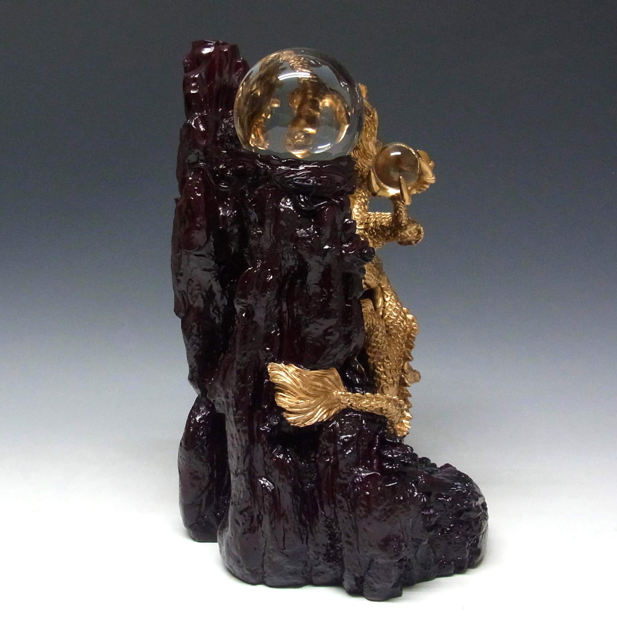 Amazon.co.jp: 風水山水龍 金龍上山（大）33cm 置物 : Home