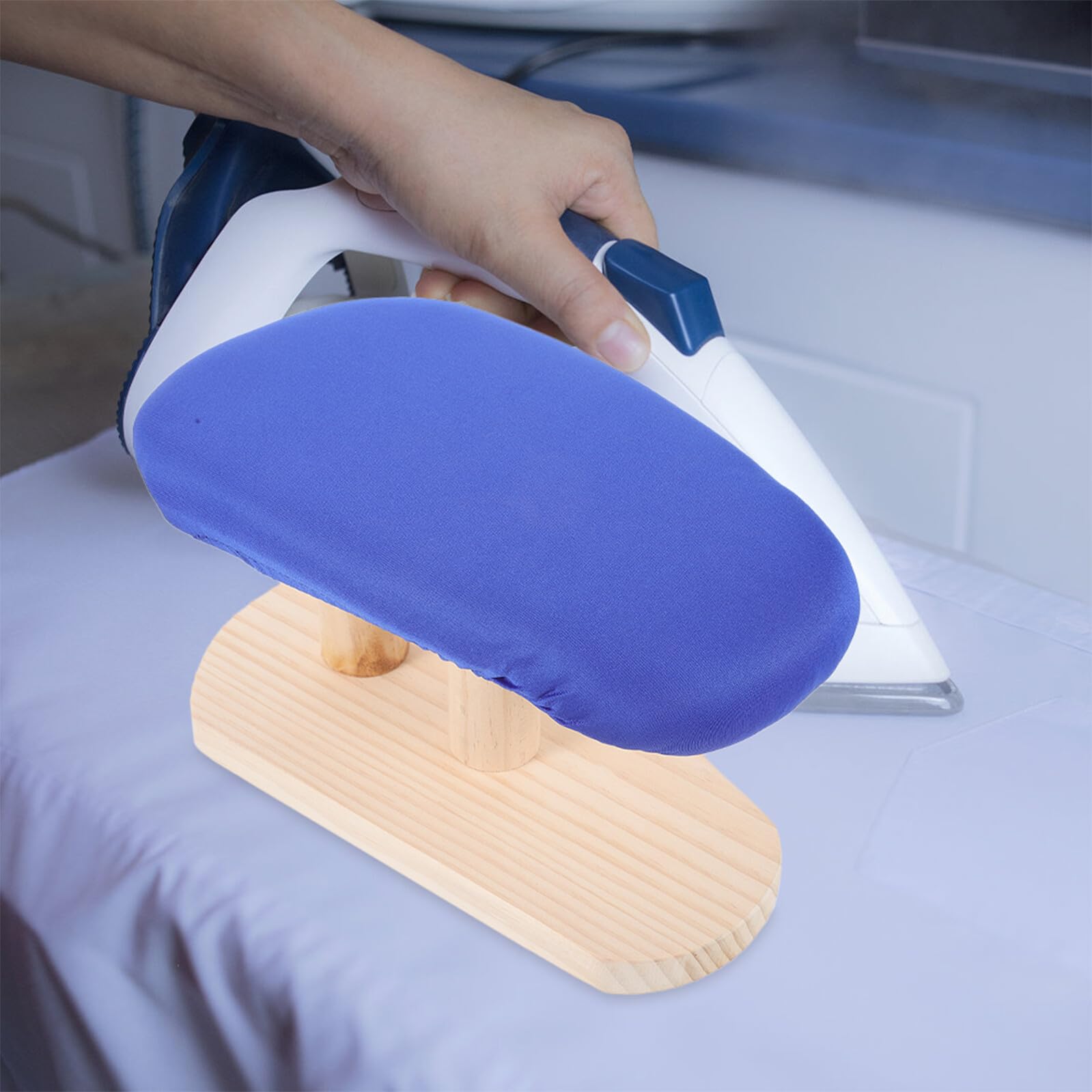 Copri Tavola da Stiro Base Stabile in Legno Spesso e Rivestimento Blu per Uso Domestico e Spazi Ridotti