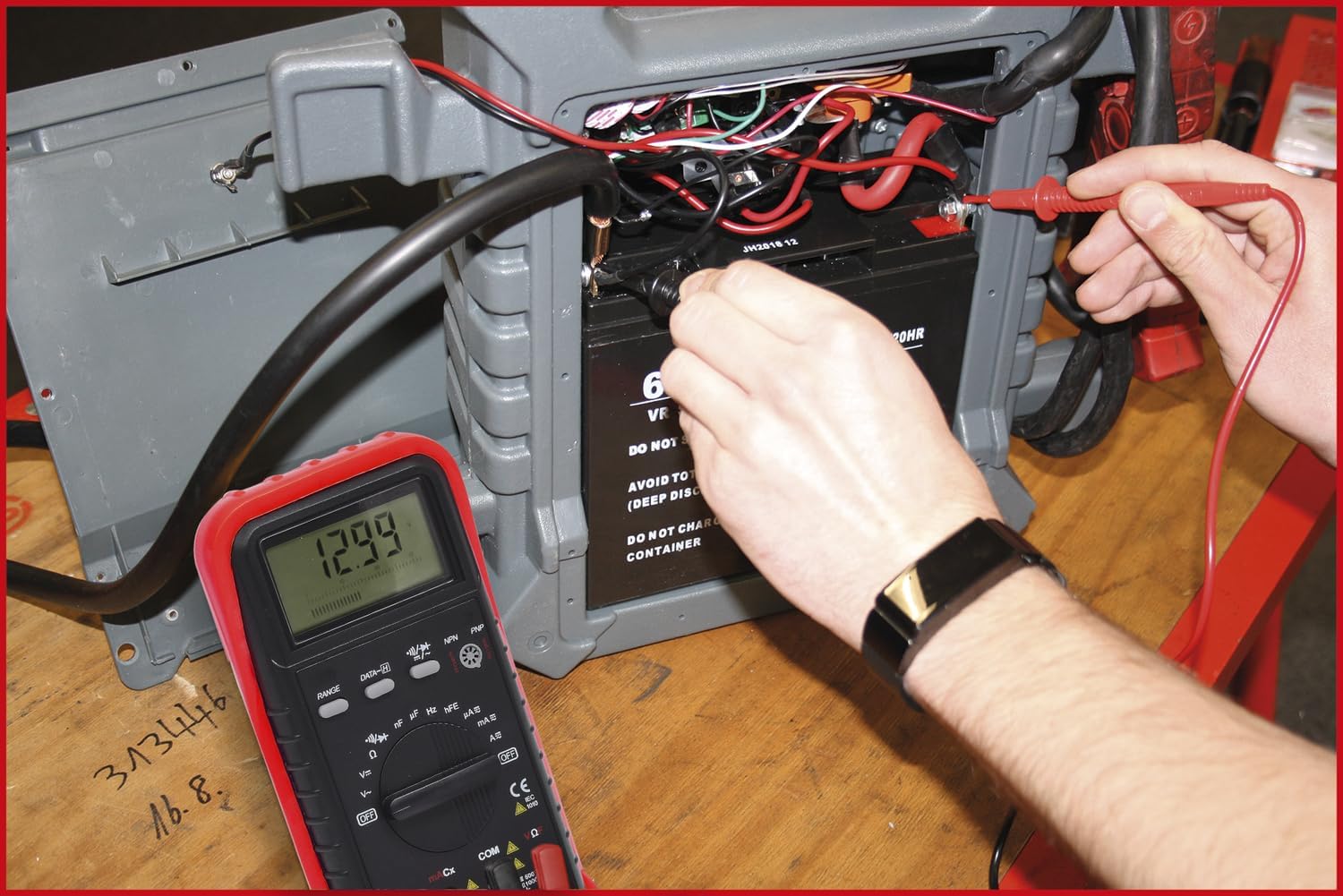 KS Tools 150.1480 Multimètre avec prises de tests et pinces crocodile | Multimètre numérique avec piges de contrôle et pince croco, chrome vanadium