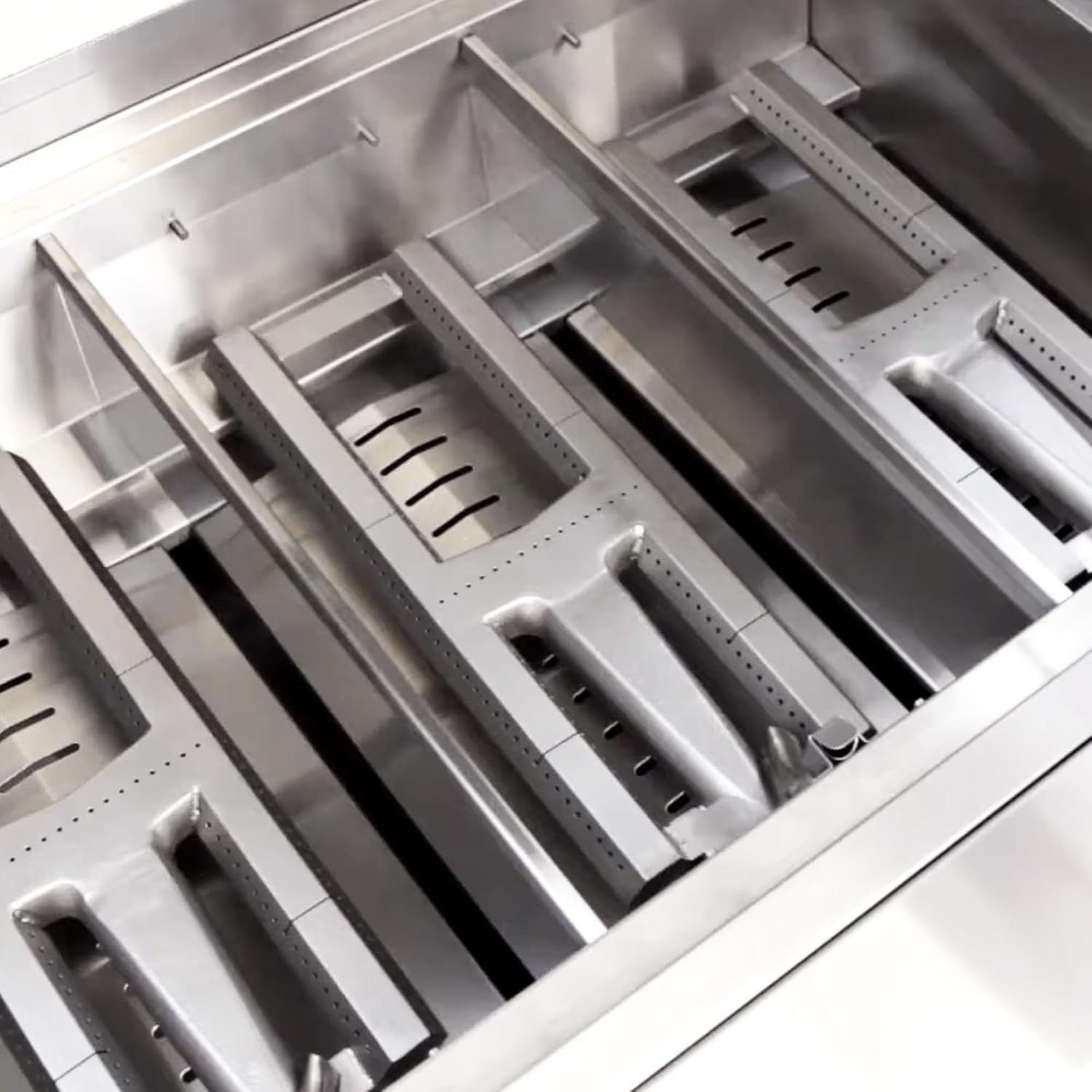 Grill Burner Replacement for Blaze Professional LUX Gas Grill, Cast 304 Stainless Steel BBQ Burner Replacement Parts for BLZ-3PRO-LP/NG, BLZ-4PRO-LP/NG, 1 Pack