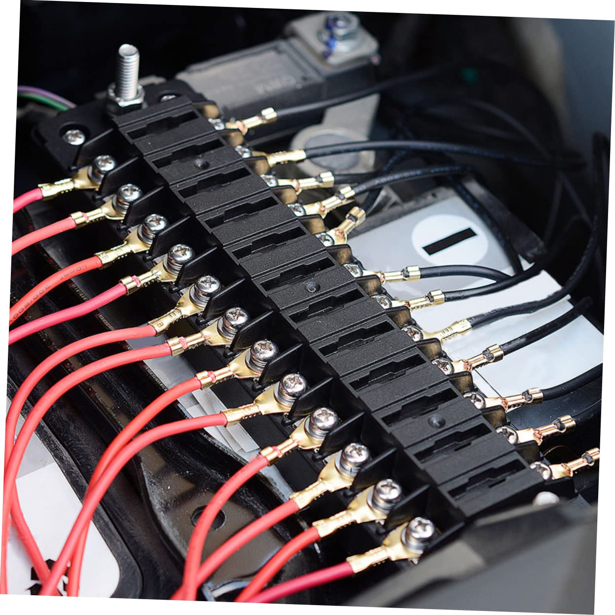 DECHOUS 1 Set Way Auto Fuse Block Holder for Vehicles Circuit Fuse Box Mounting Screws Heat Shrink Connectors Reliable Replacement for Electric Appliances Cars Boats More