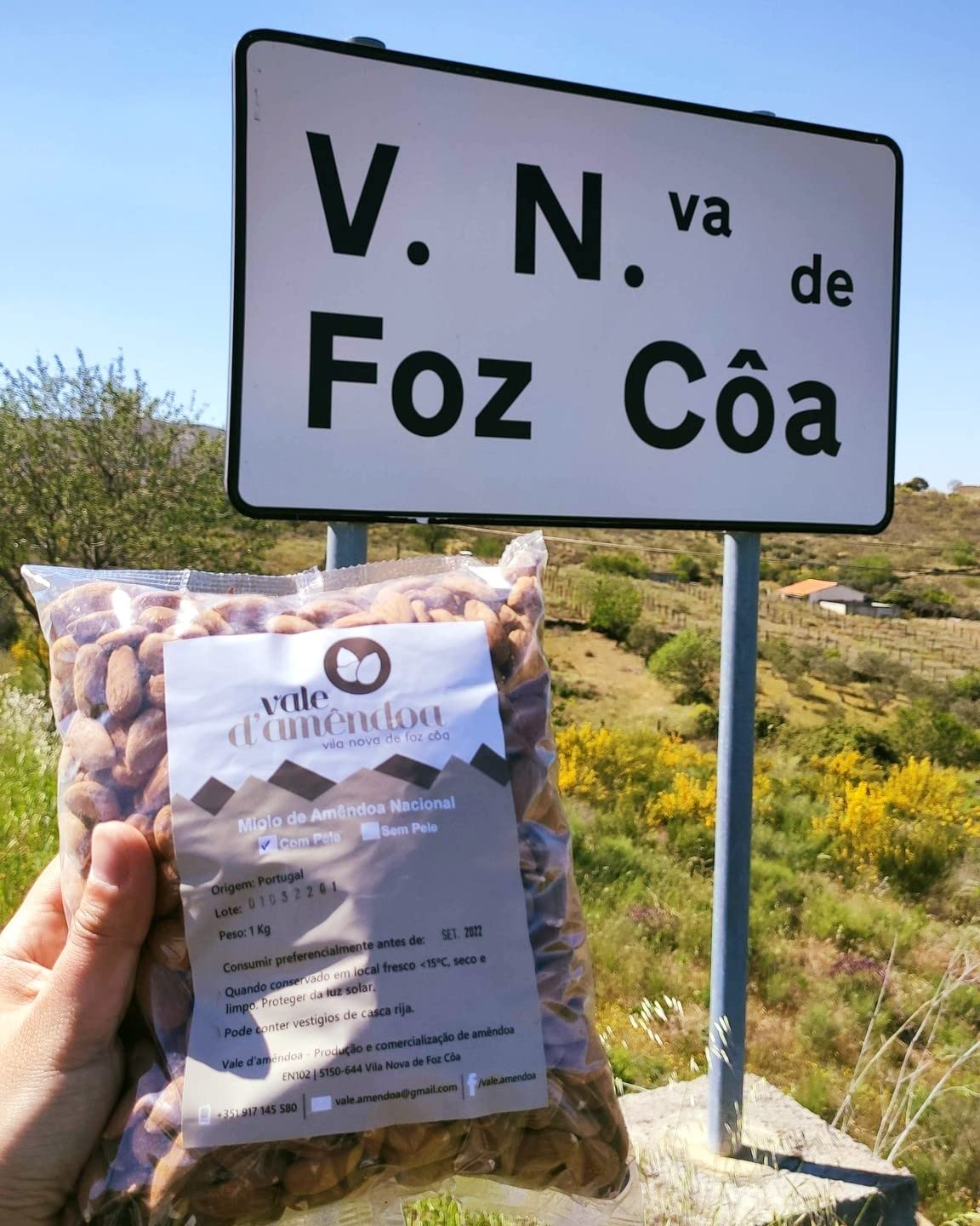 Almendra Con Piel de Portugal 4kg | Sin Gluten | Ideal para Dieta Vegana, Vegetariana, Keto, Paleo y Macrobiotica | Perfecta para Transformar en Harina, Crema y Bebida de Almendras, de Vale D'Amendoa