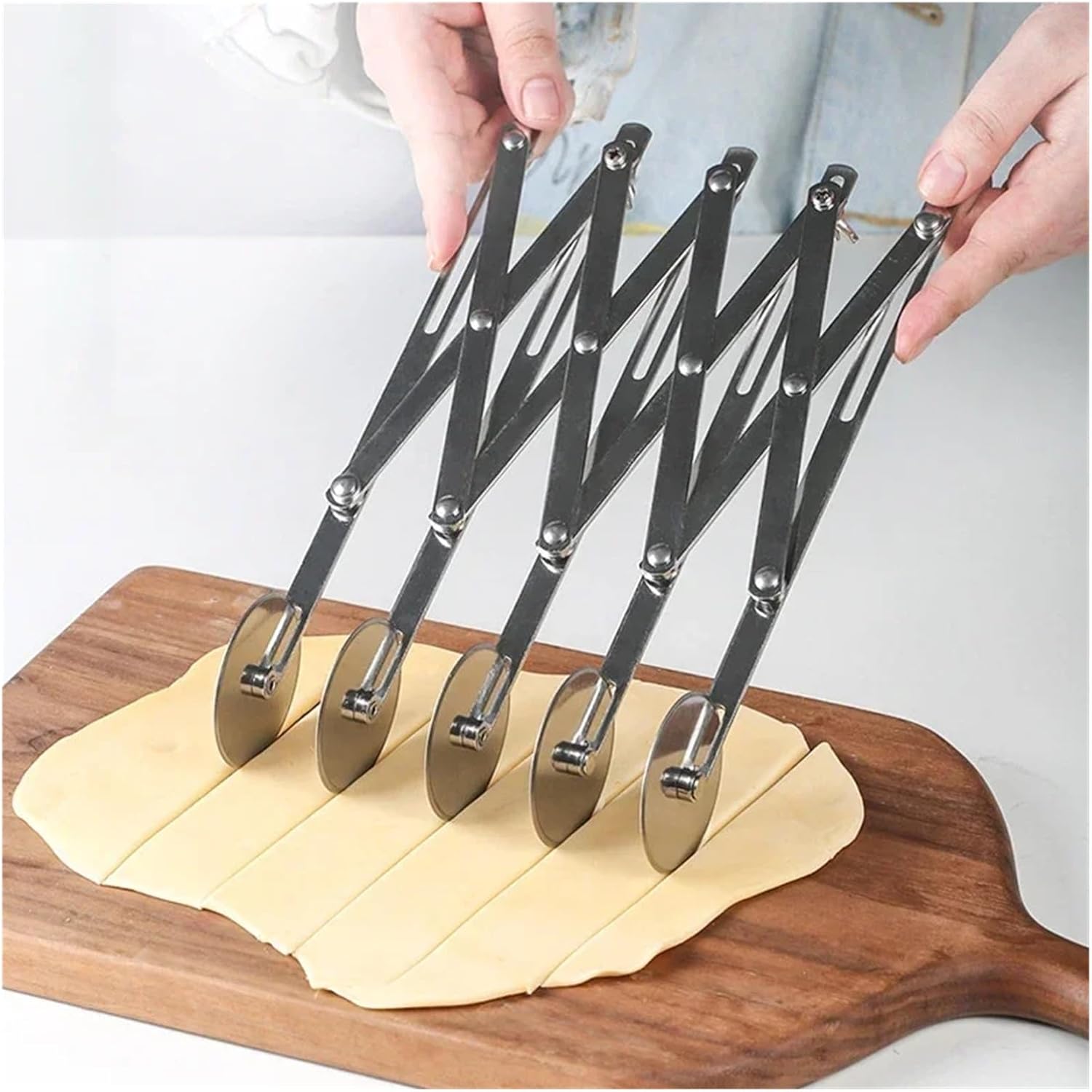 3/5/7 Wheel Cutter Dough Divider Dough Knife Flexible Roller Blade Pizza Pastry Peeler Stainless Steel Baking Pan Tool(5 rounds)