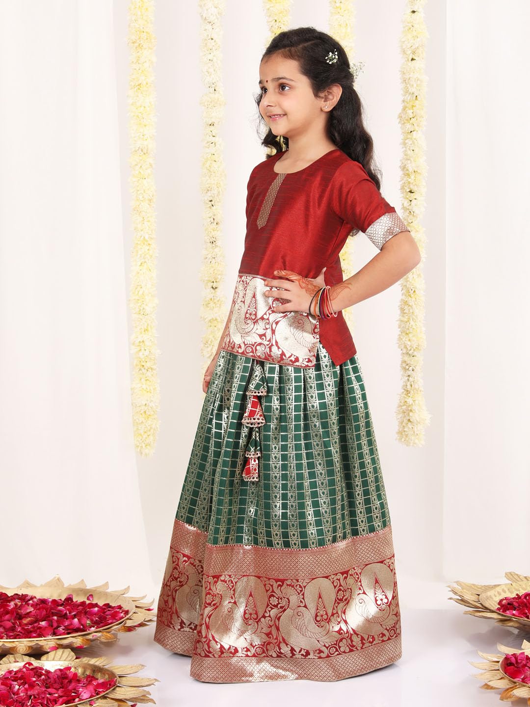 Jbn Creation Silk Blend Girls South Indian Style Pavda Pattu Lehenga (Jbnglc050Gn_34L_Maroon And Green_12 Years-13 Years)