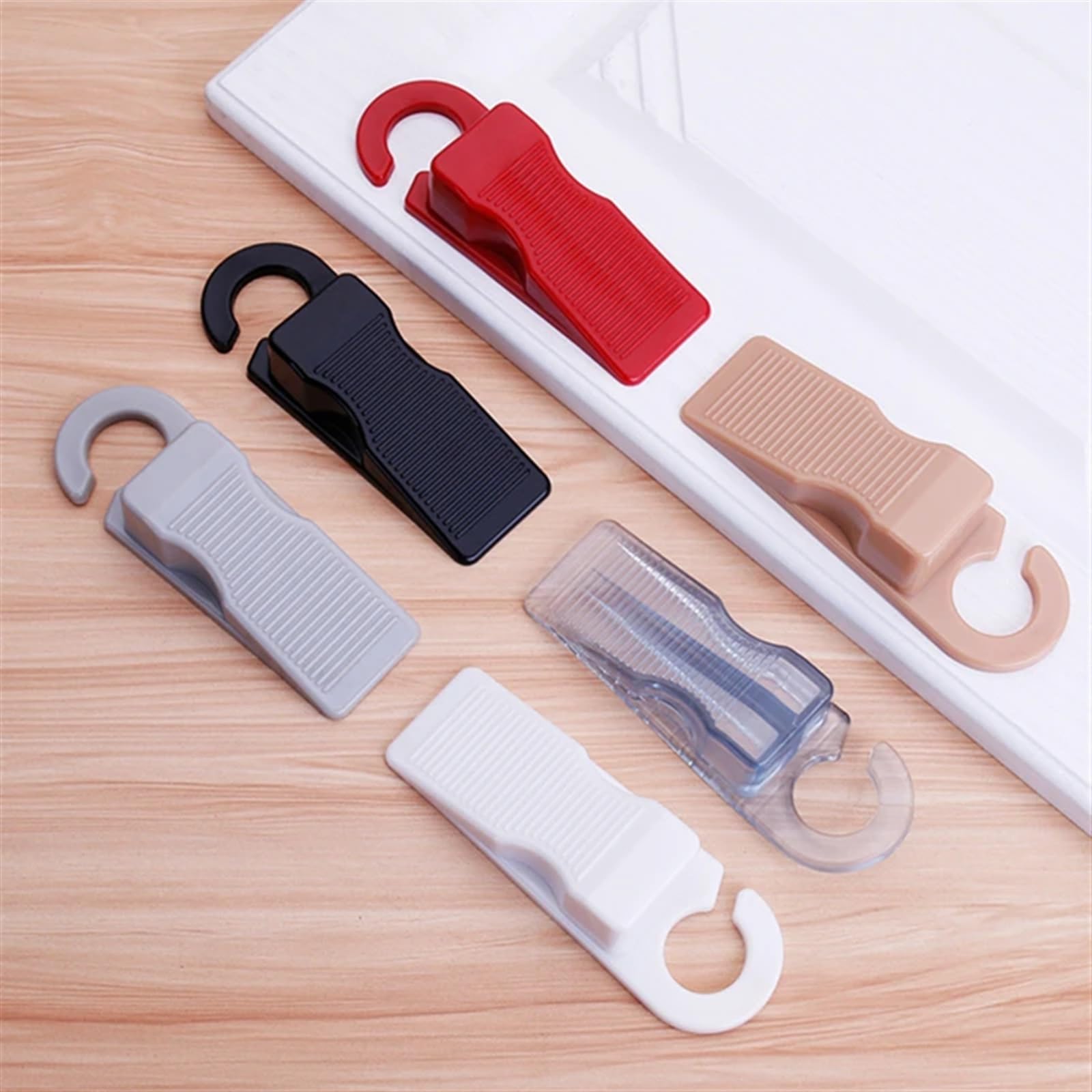 Tope de puerta móvil a prueba de pinchazos, tope de puerta práctico, tope de puerta de seguridad, tope de puerta de plástico suave sin perforaciones, 1 pieza(Brown)