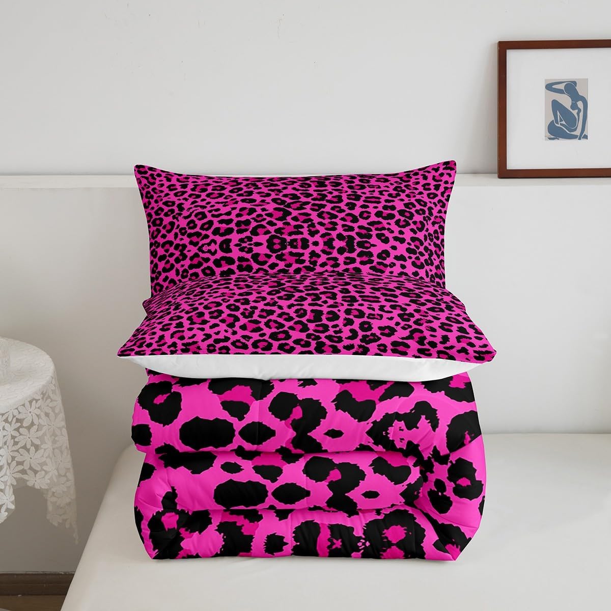 Castle Fairy Cheetah Skin Bed Comforter Set Queen Size,Pink Leopard Print Super Soft Microfiber Bedding Set for Girls Boys,Wild Animal Skin Decorative Quilter Set
