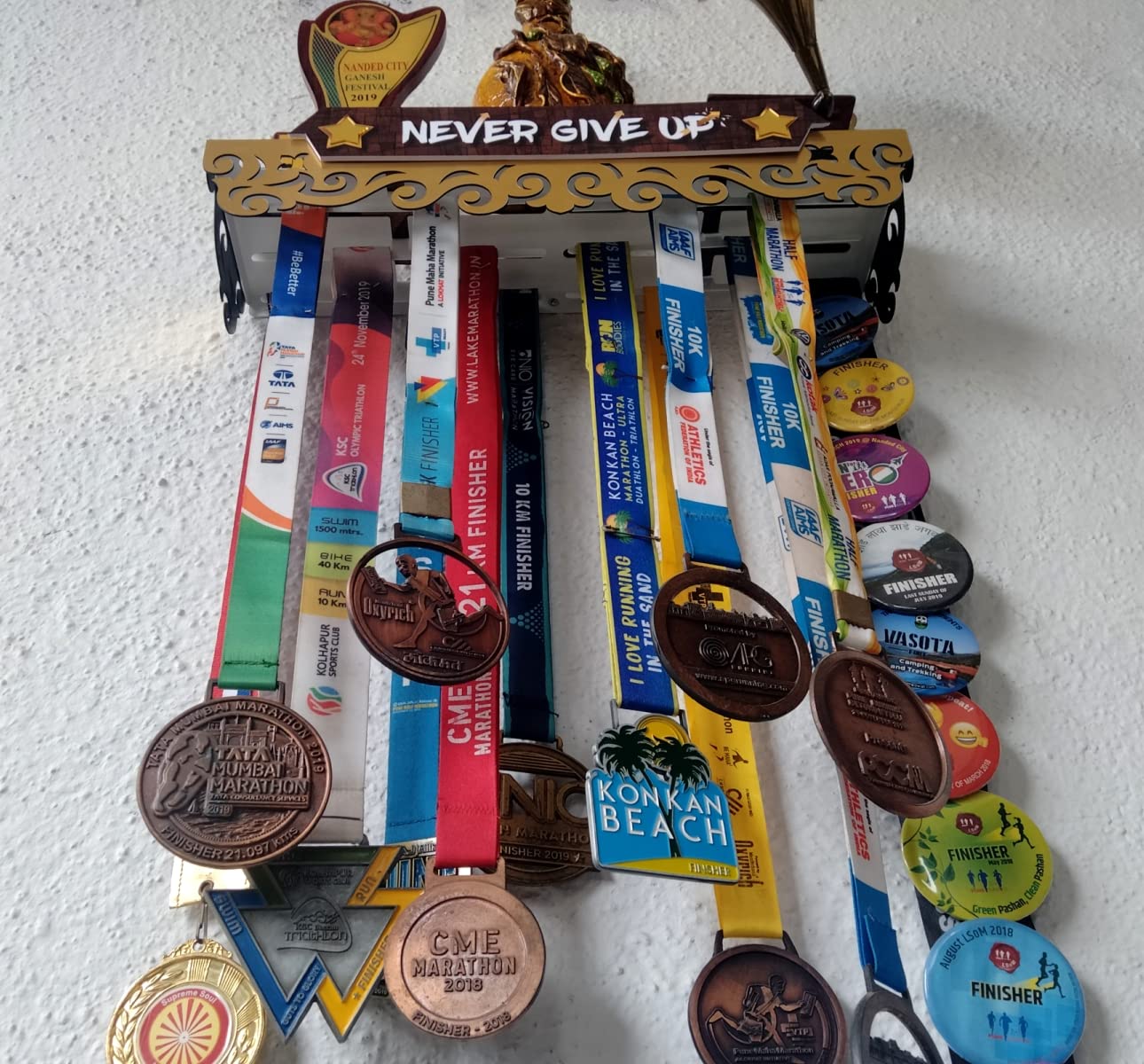 Medal SPACE® Never Give-Up Upto 50+Medals & 4-5 Trophys Capacity Metal Hanger Shelves (B0CBSCHGSM) Amazon Price History, Amazon Price Tracker