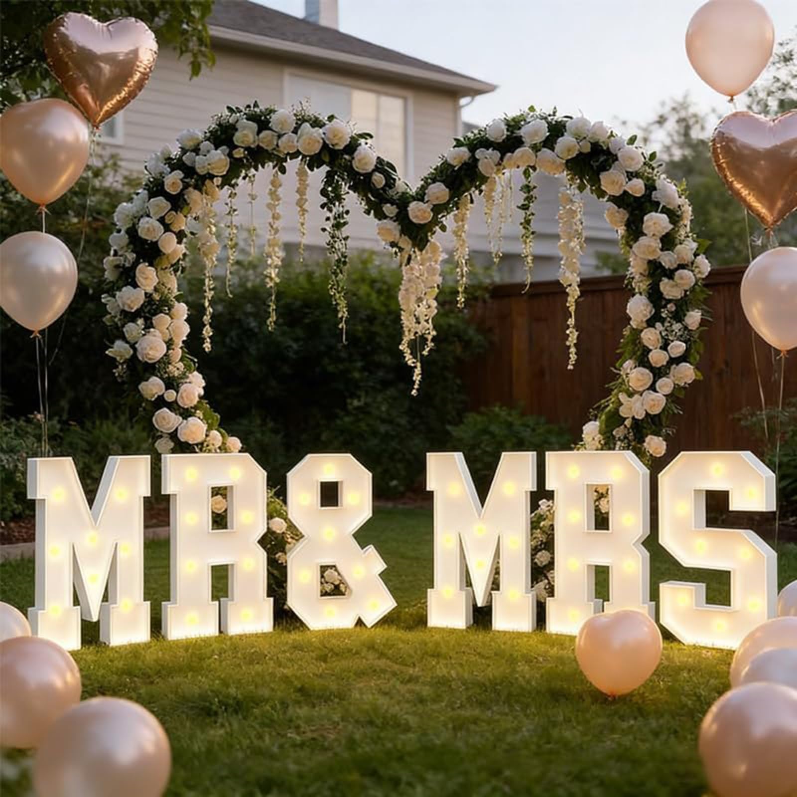 Leuchtende Buchstaben for Hochzeit Verlobung Vorschlag Dekoration | Buchstaben „marryme“ „mr&mrs“ Warmer Leichter Schaumstoff-Karton Fotohintergrund for Jahrestag Party(MR+MRS,2.3FT/70CM)