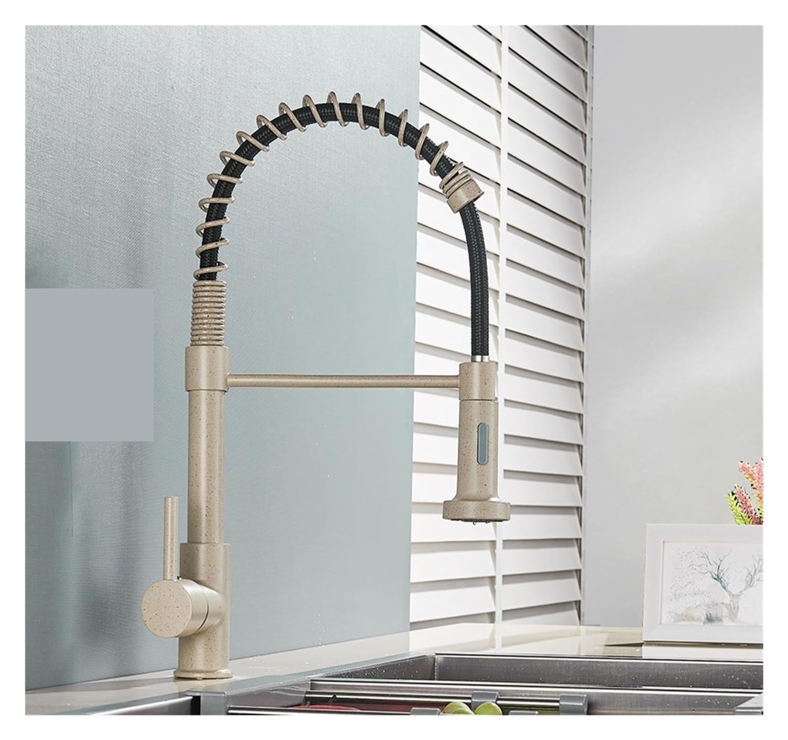 Grifo de fregadero mate con grúa monomando de agua fría y caliente 6