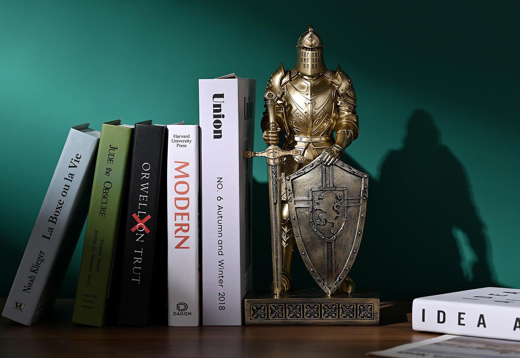 King's Guard Akcesoria na biurko Statua Rycerz Ornament z Tarczą Brąz | Średniowieczny rycerz przycisk do papieru do biura i domu kolekcja na prezent 30 cm nadaje się do biura, gabinetu i salonu