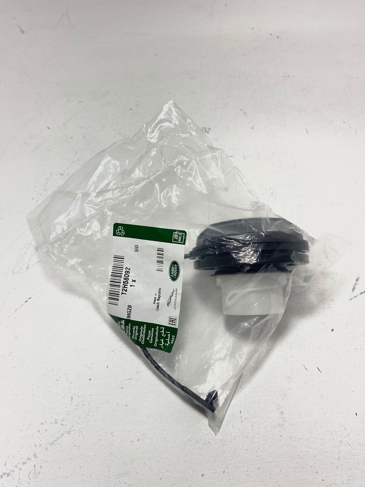 Amazon.com: FUEL CAP F-TYPE XE RANGE XF F-PACE E-PACE T2H58092 OEM
