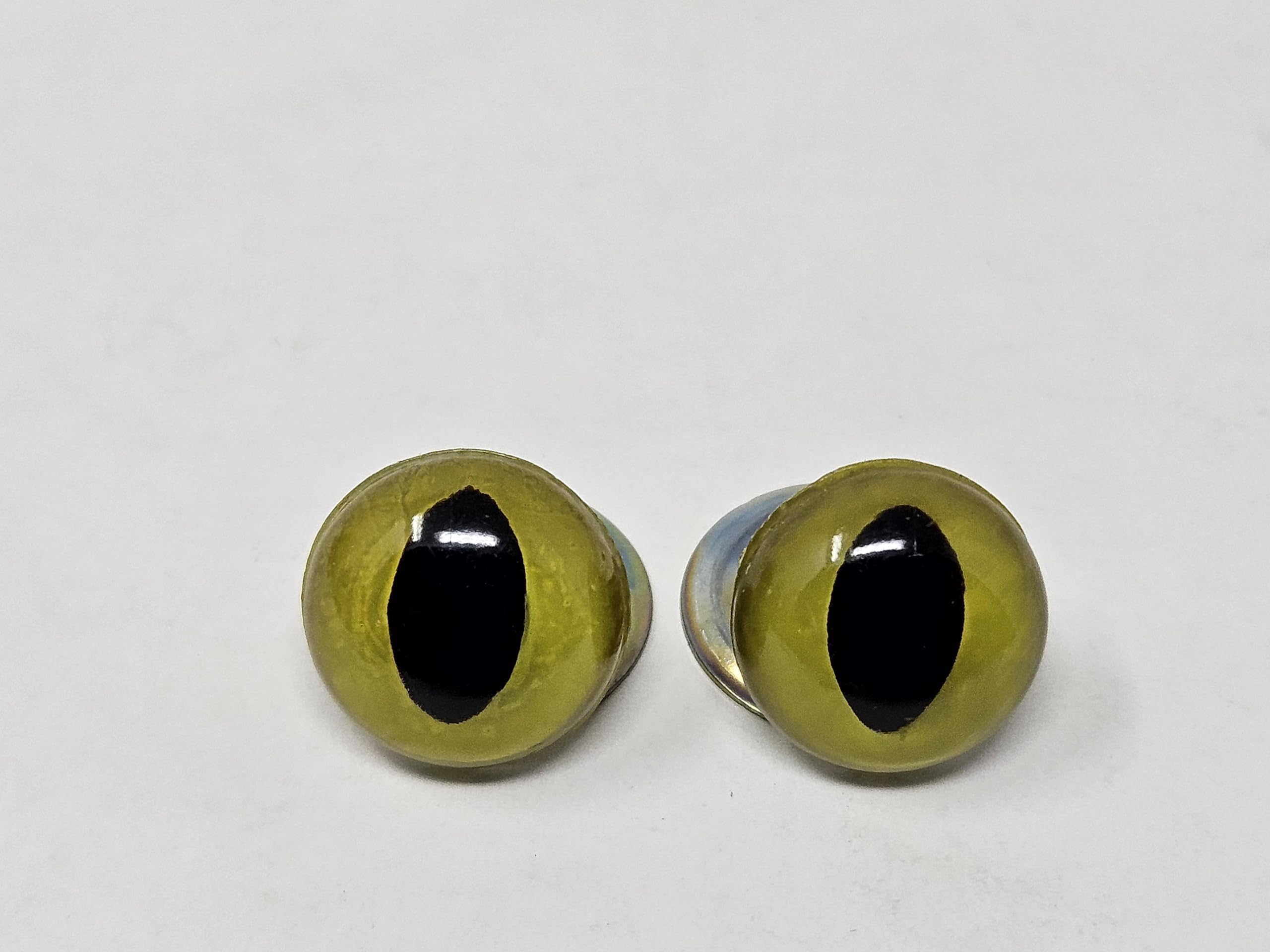 Pair of Zim's 16mm Green Cat Eyes Plastic Kitty Safety Eyes for Craft Amigurumi Dolls or Puppets (Pack of 8)