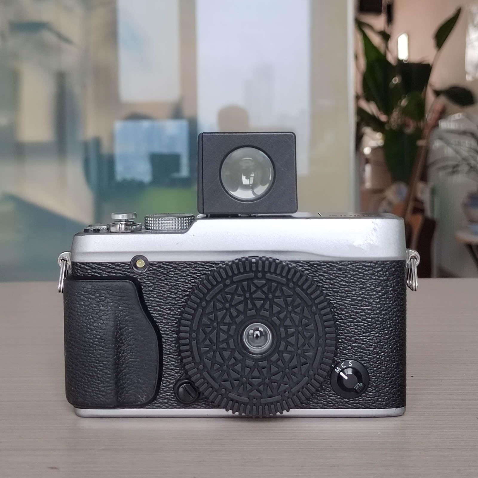 Amazon | 耐摩耗性カメラ 外部光学式ウエストレベルファインダー部