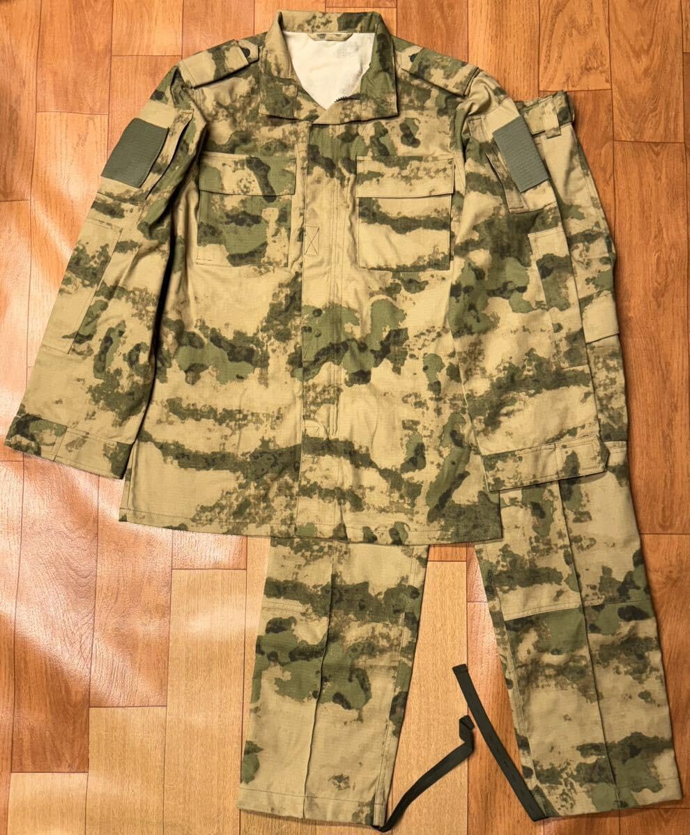 ロシア軍 実物 ロシア陸軍 Военторг製 夏用 常勤服 半袖 46-2