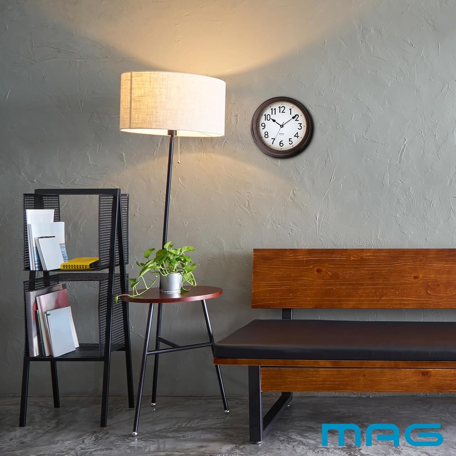 MAG W-778BR-Z Wall Clock, Radio Clock, Analog, Taishokan, Silent, Continuous Second Hand, Wood Grain Tone, Brown