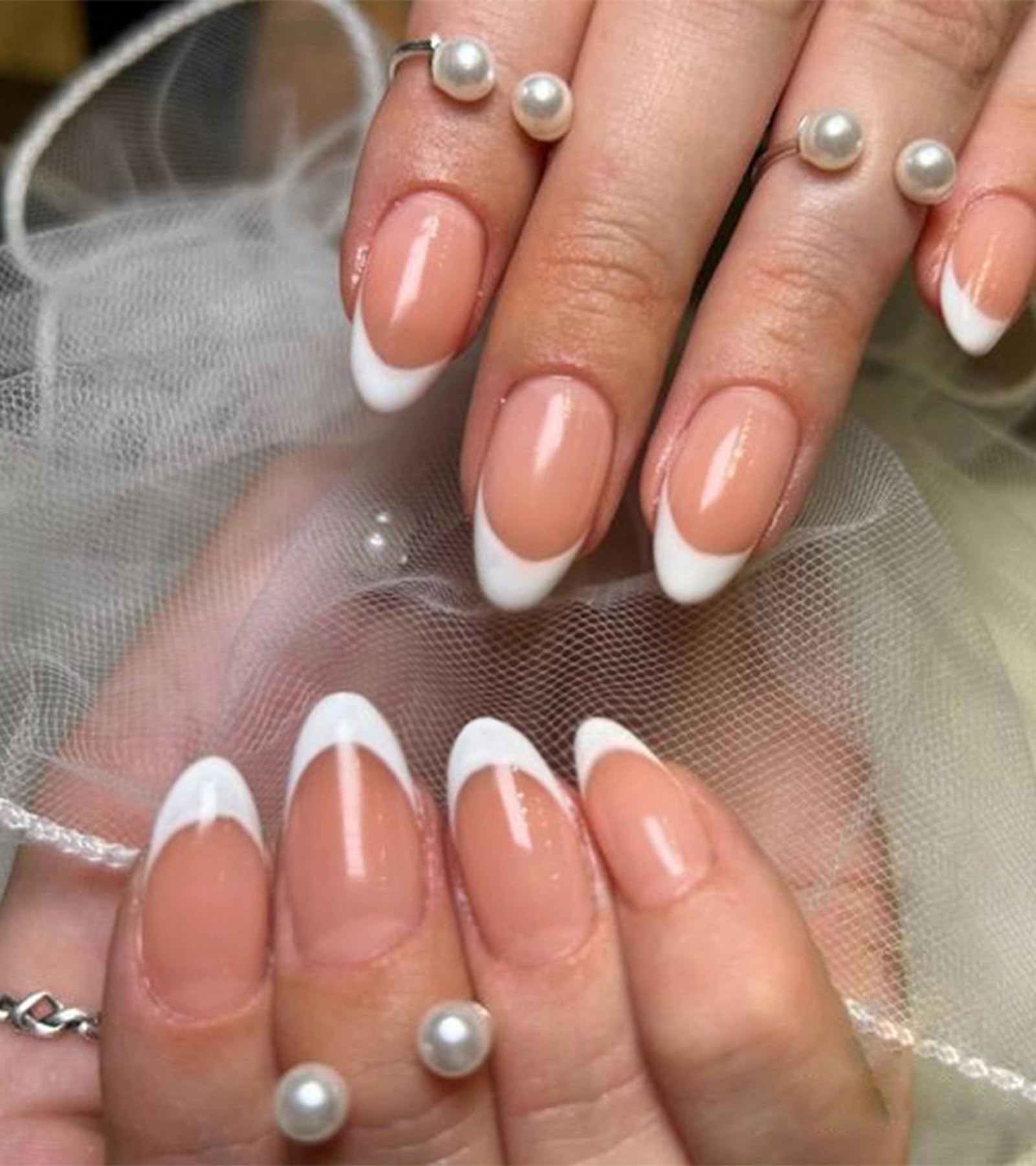 Press On Nails Short — Press on Nails Almond Short Stick On Nails in 15 Sizes — 30 Pieces Fake Nail Kit for Women