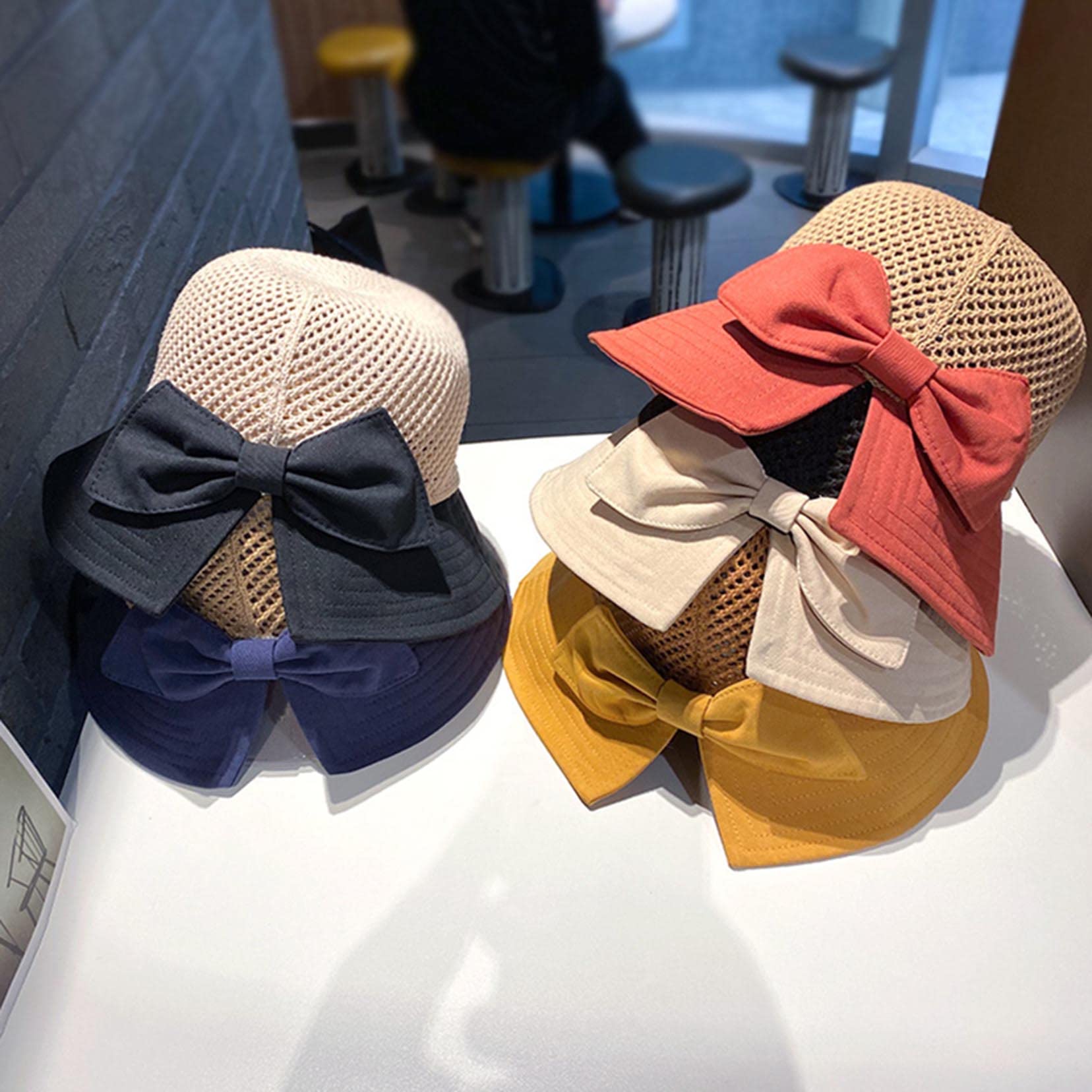 Visiere Solari per Le Donne Wide Brim Cappello Di Paglia Bowknot Beach Visor Cappelli UV Protezione Pieghevole Sun Hat black-56-58cm