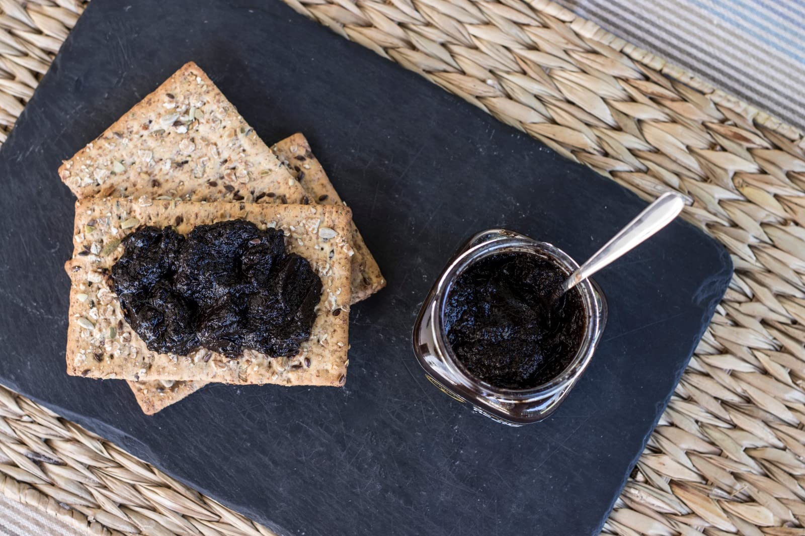 Bonrostro Ajo Negro - Vasetto da 600 grammi di crema all'aglio nero