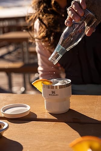 Miniatura 4 de STANLEY Stay-Hot Taza de Campamento Apilable de 10 onzas  Tapa para Bebida a Presión  Taza para Café, Té y Bebidas  Taza de Café Aislada de Acero